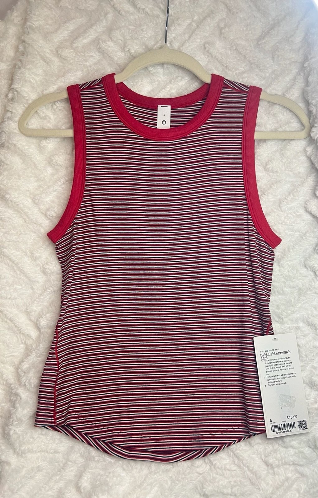 NWT Lululemon Hold Tight Crewneck Tank Size 6 Striped NWT Lululemon Hold Tight Crewneck Tank Size 6 Striped