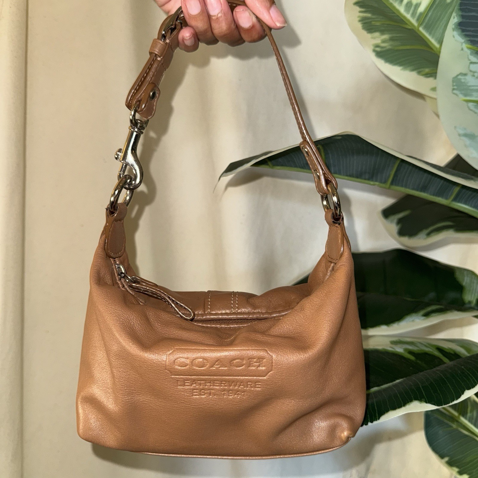 Coach Y2K Leatherwear 1941 Mini Baguette Pouch British Tan Coach Y2K Leatherwear 1941 Mini Baguette Pouch British Tan