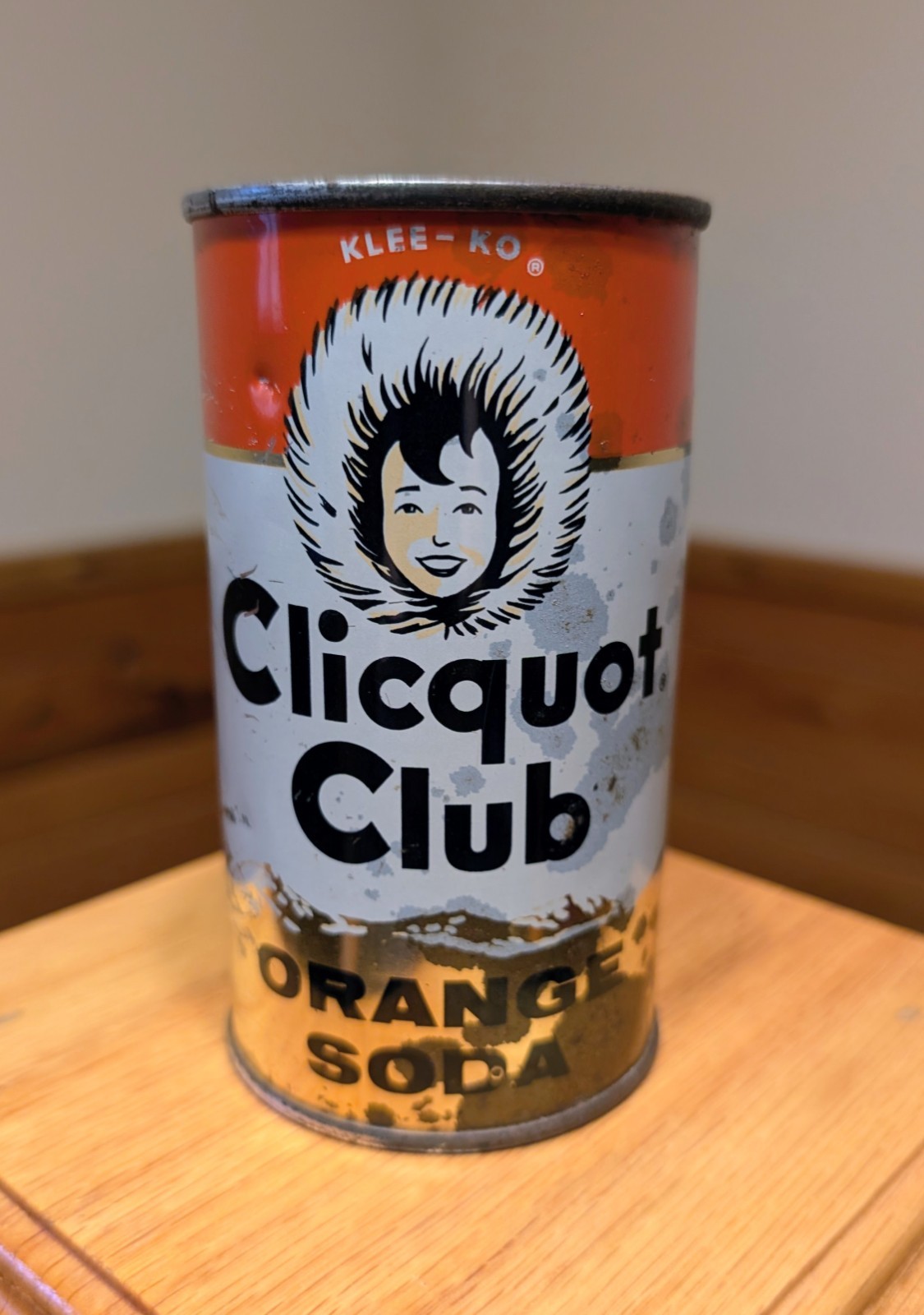 RARE Clicquot Club Orange Soda Flat Top Pop Can - Millis, MA - Miracan RARE Clicquot Club Orange Soda Flat Top Pop Can - Millis, MA - Miracan