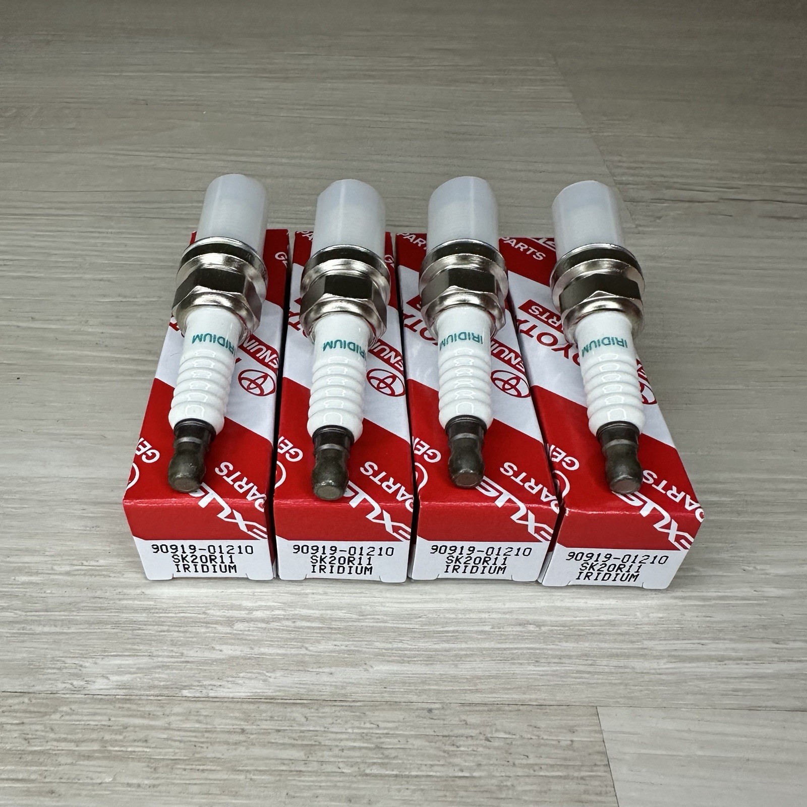 4PCS Genuine DENSO OEM SK20R11 90919-01210 Iridium Spark Plugs Toyota Camry RAV4 4PCS Genuine DENSO OEM SK20R11 90919-01210 Iridium Spark Plugs Toyota Camry RAV4