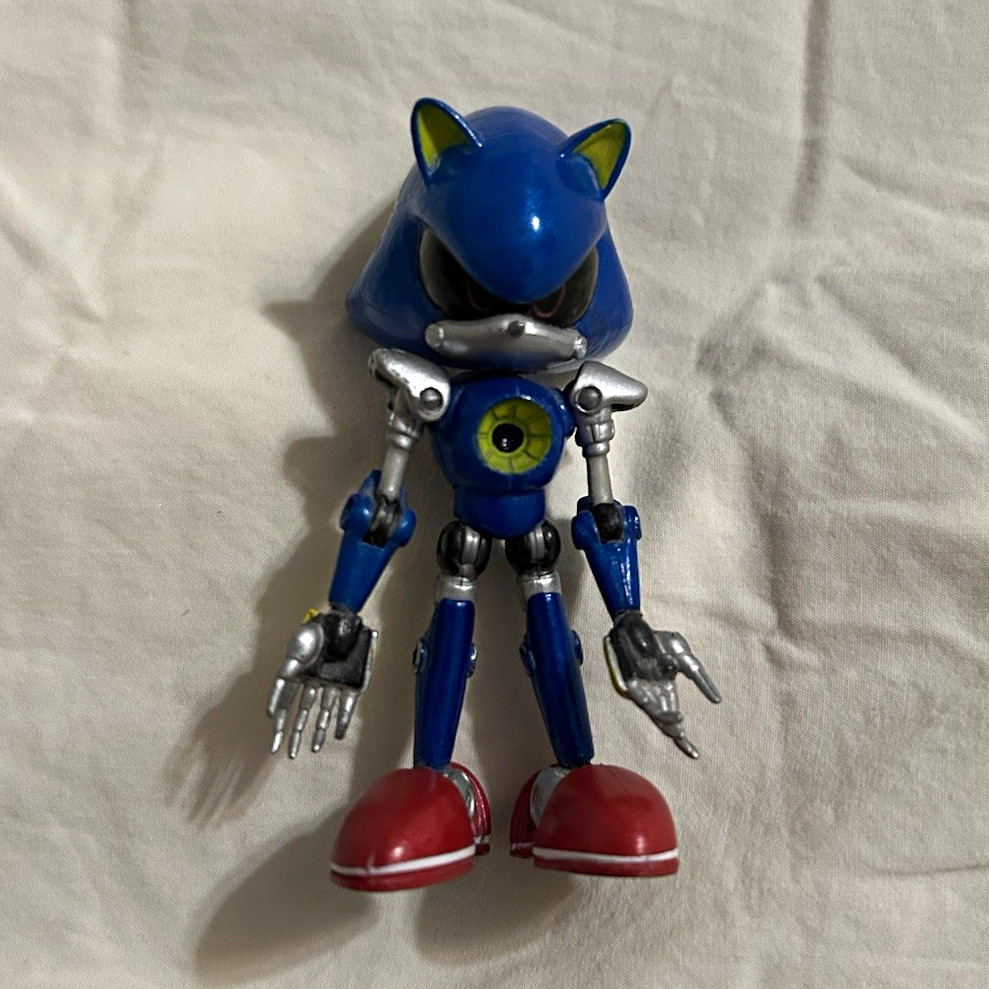 Sonic the Hedgehog Jazwares Metal Sonic 3 inch figure read description Sonic the Hedgehog Jazwares Metal Sonic 3 inch figure read description