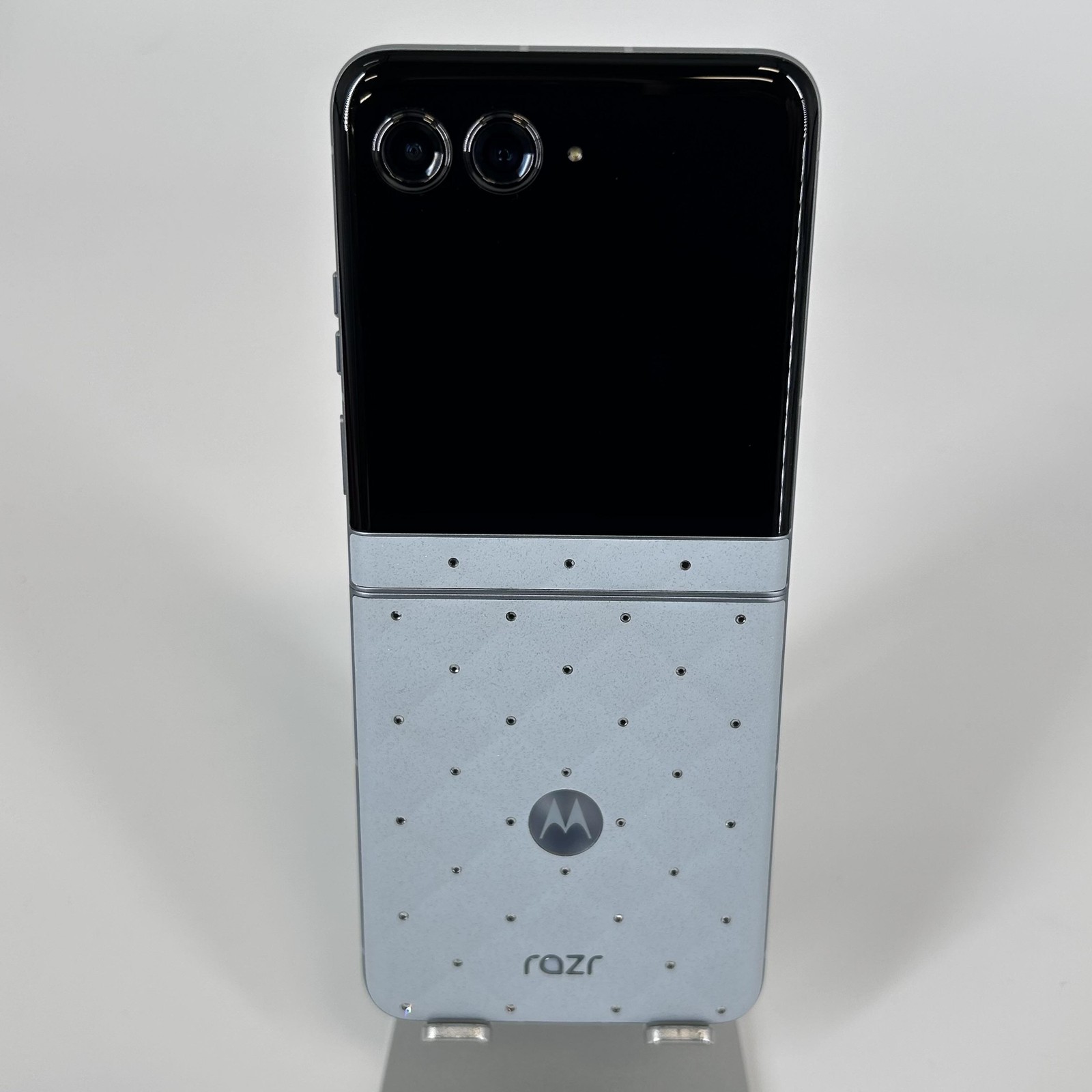 Motorola Razr (2025) Swarovski Edition PANTONE Ice Melt 256GB Unlocked - 7/10