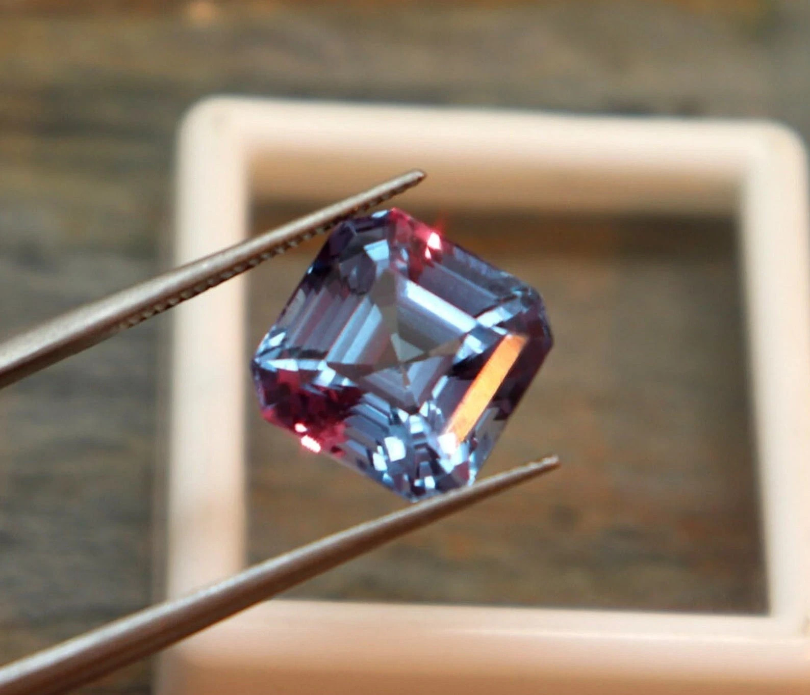 12.75 CT Certified Color Changing Natural Alexandrite Loose Gemstone Asscher Cut