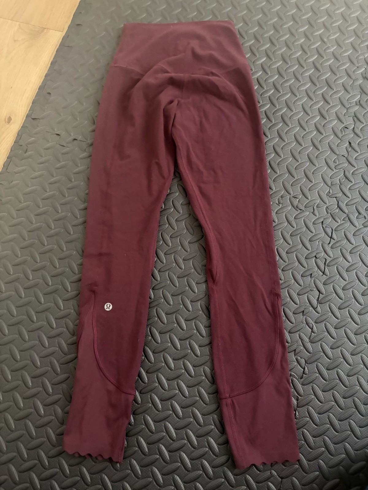 Lululemon Align HR Pant Scalloped Hem -Maroon Size 2 Lululemon Align HR Pant Scalloped Hem -Maroon Size 2