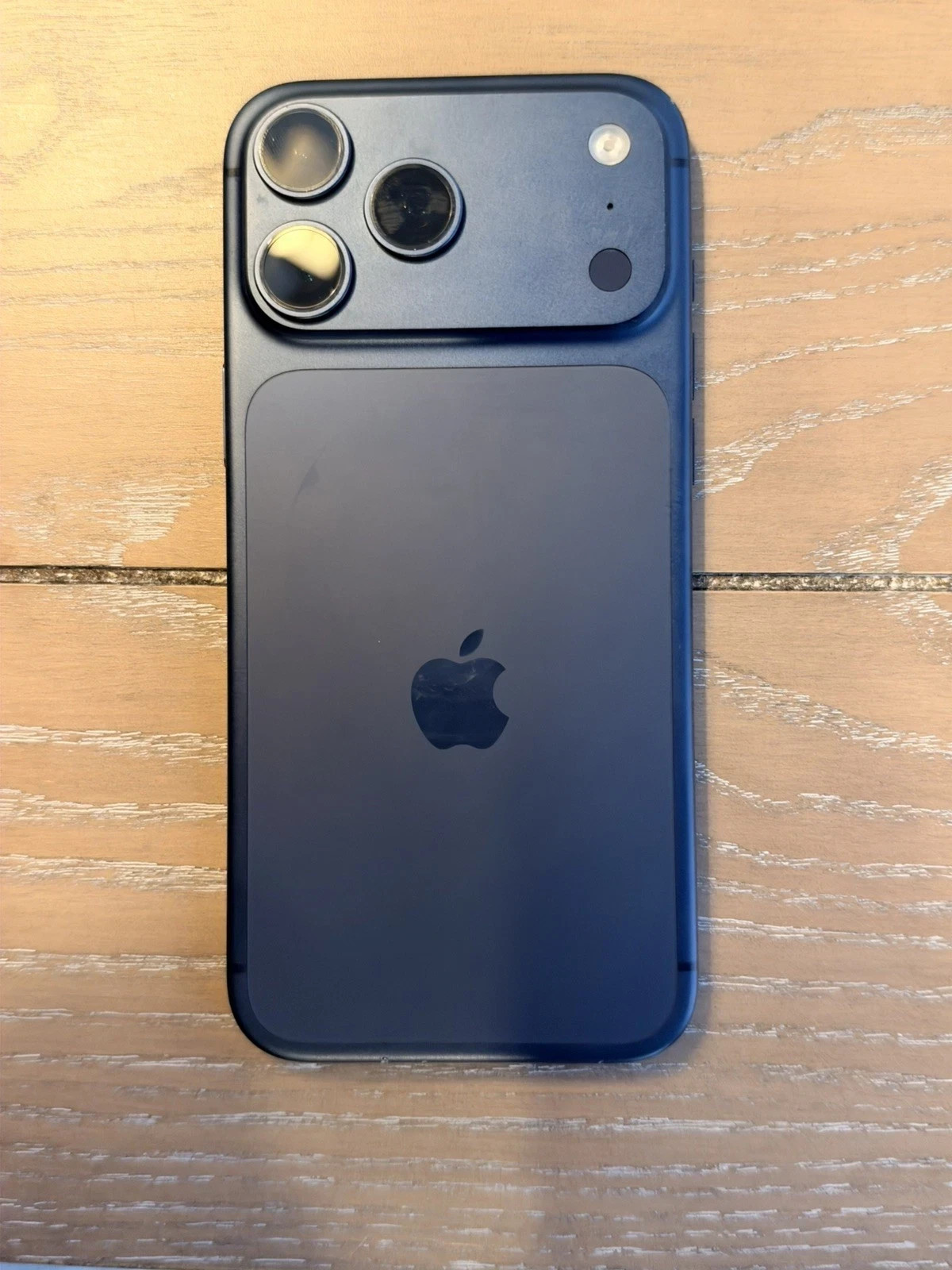 Apple iPhone 17 Pro Max 256GB Deep Blue ''Rеаd dеѕсriрtiоn before purchasing''
