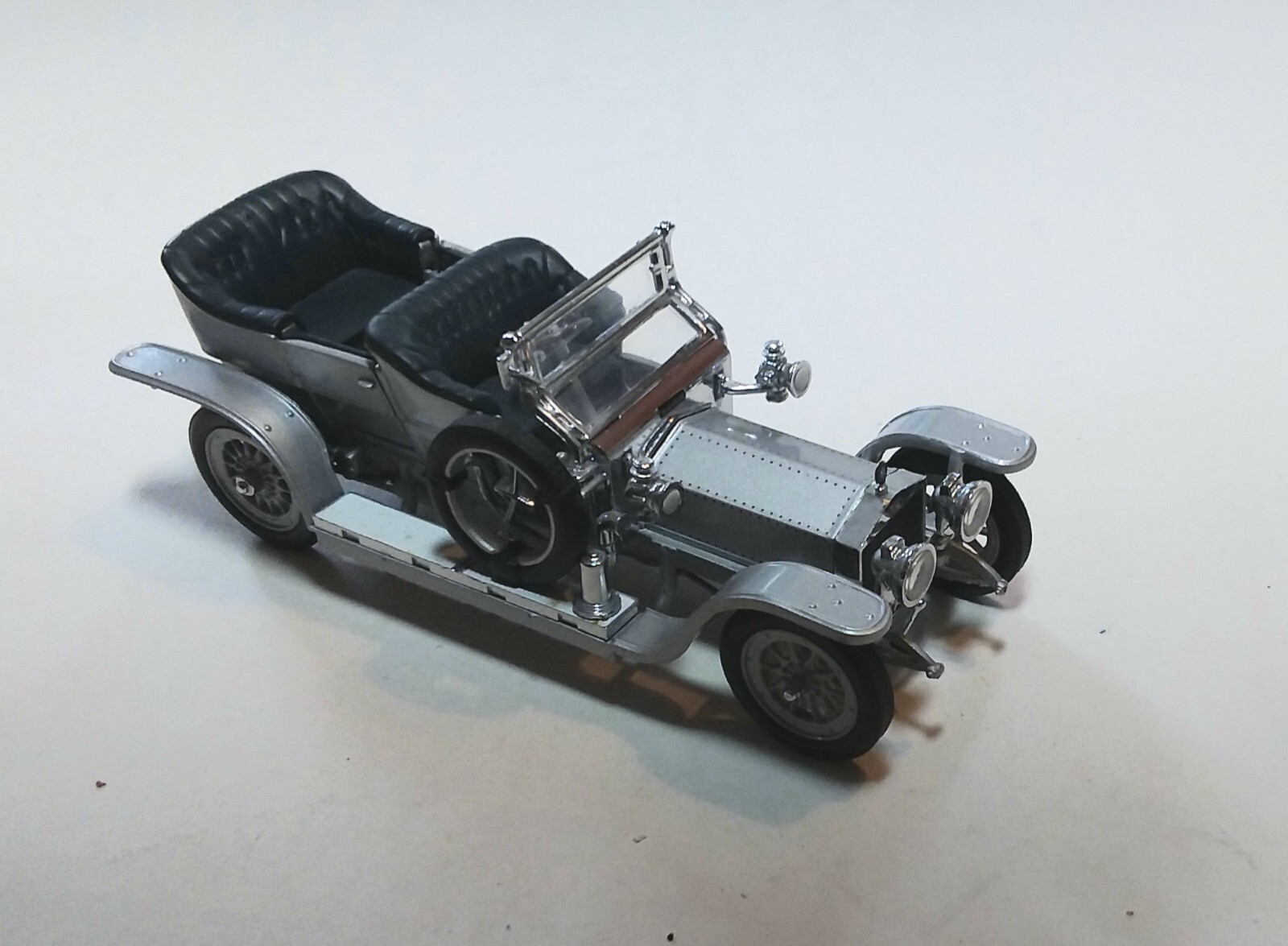 Mint Rare  Rolls Royce Silver Ghost  By Franklin Mint   1/43