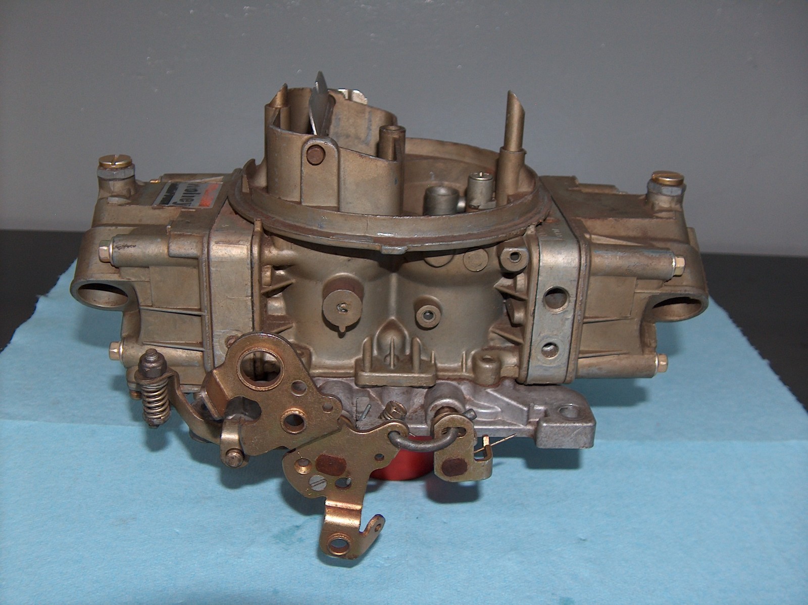 Holley 650 cfm Double Pumper 4 Barrel Carburetor 4777-2 Carb w/Elec Choke Used