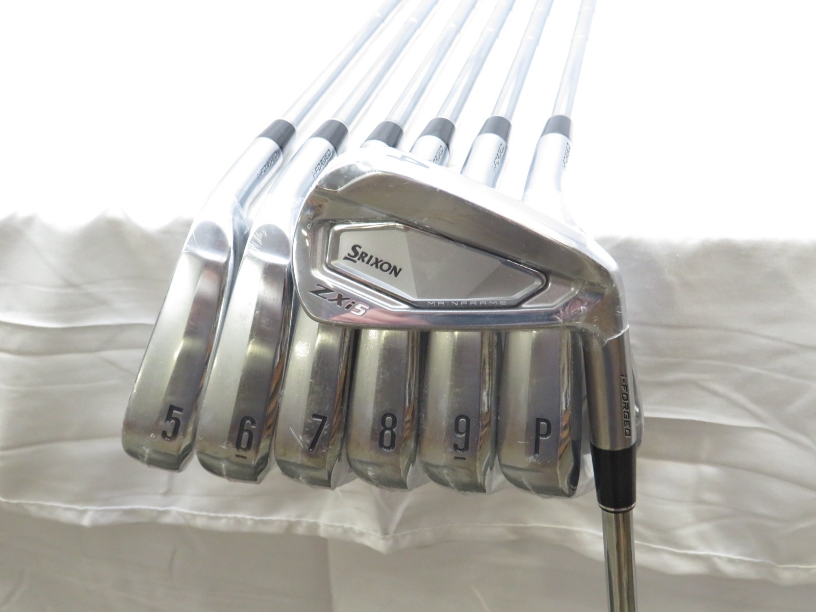 New Srixon ZXi5/ZXi7 Combo Iron Set 4-PW Dynamic Gold Mid 115 Stiff Flex Steel