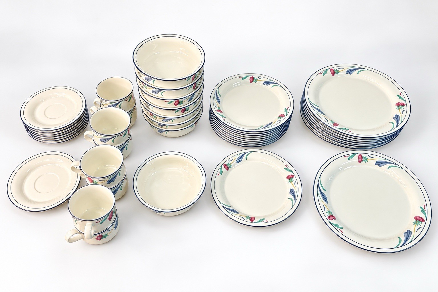 Lenox Poppies on Blue 42-Piece Chinastone Dinnerware Set Discontinued USA 