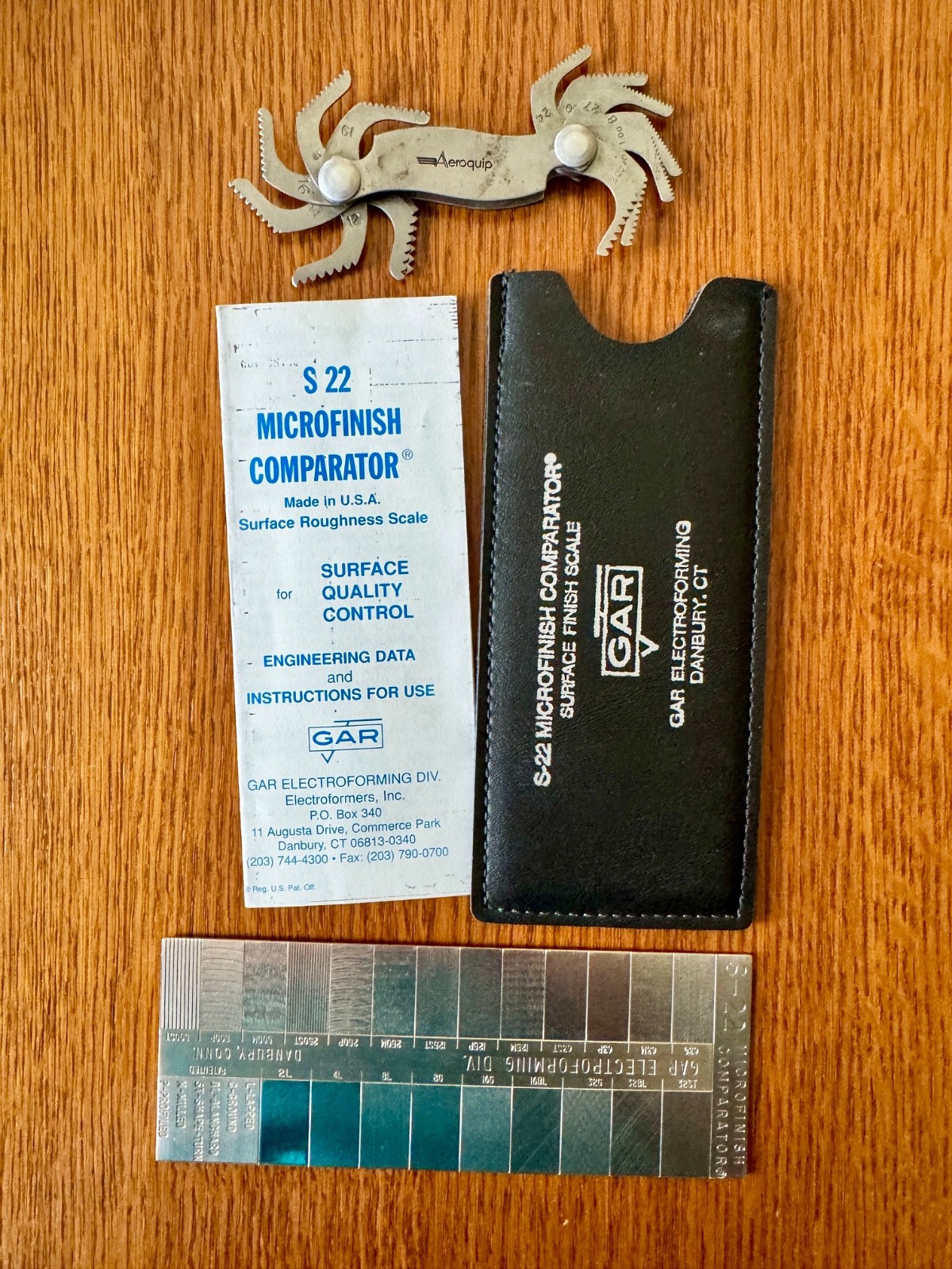 Vintage GAR S-22 Microfinish Comparator + Case & Manual + Aeroquip Thread Gauge