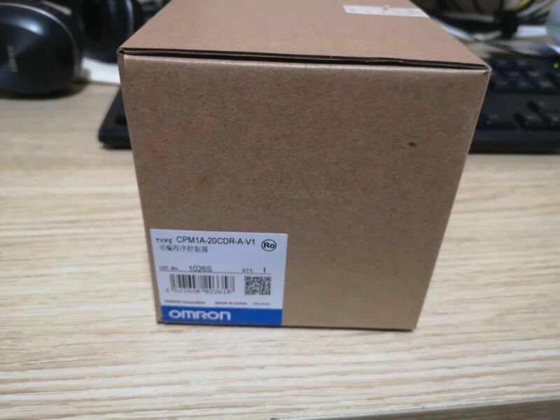 1PC NEW OMRON PLC CPM1A-20CDR-A-V1 IN BOX  