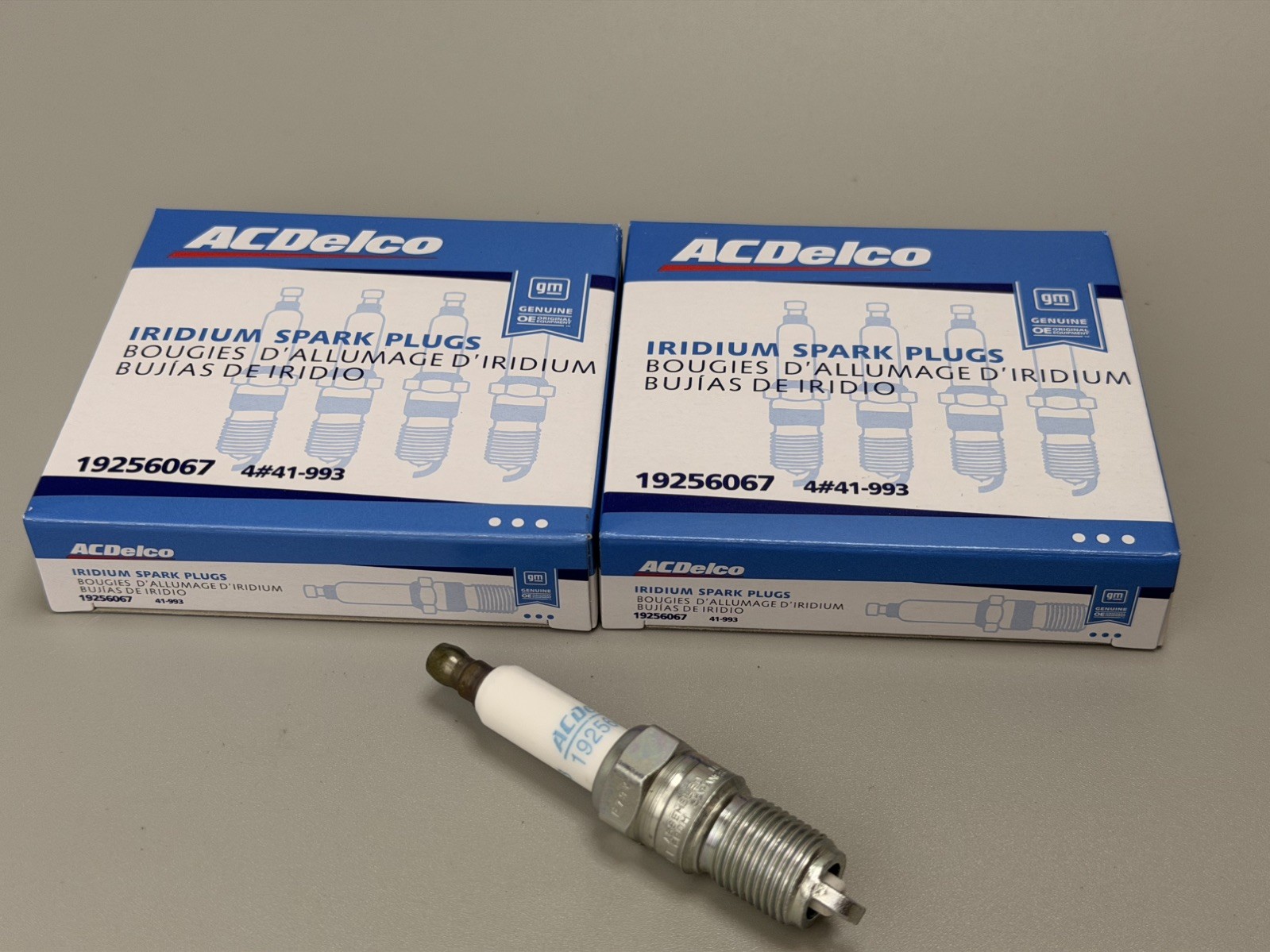 6 CHEVROLET GMC SPARK PLUGS ACDelco 41-993 Iridium Spark Plugs 19256067 12681665