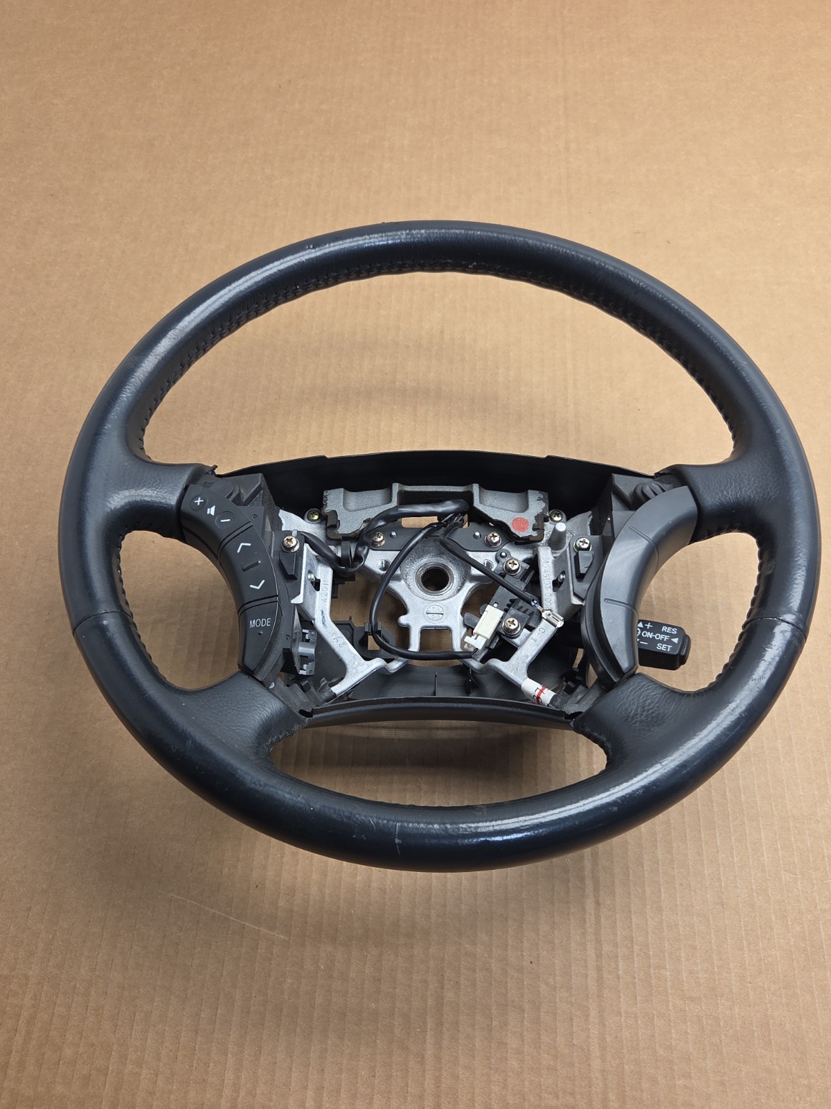 2003-2009 Toyota 4Runner Black Leather Factory Steering Wheel OEM 2003-2009 Toyota 4Runner Black Leather Factory Steering Wheel OEM