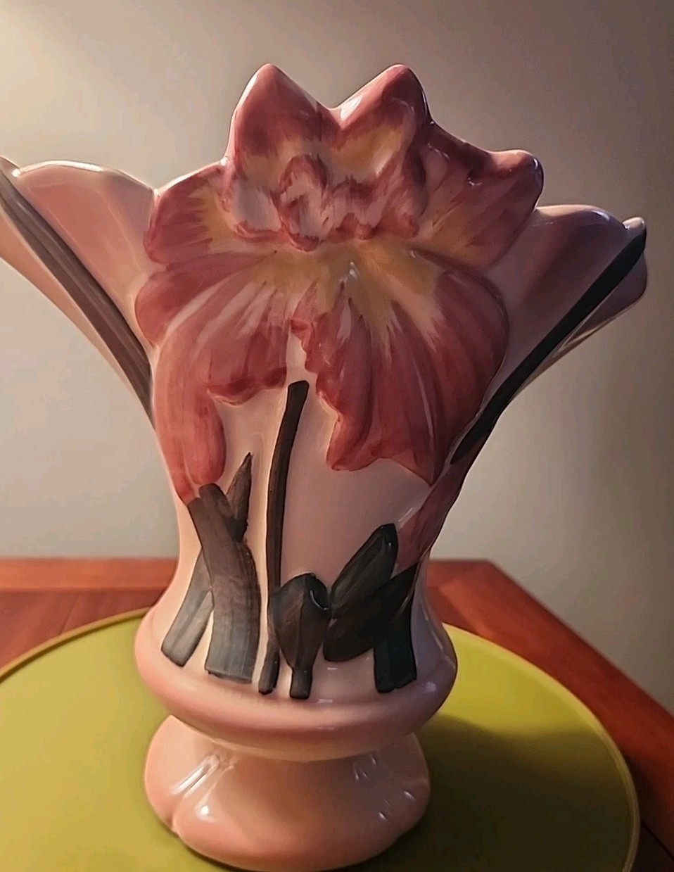 Vintage Camark Pottery Vase Pink With Hot Pink Flowers Iris 8.5 X 8 X 5.5” 50\'s