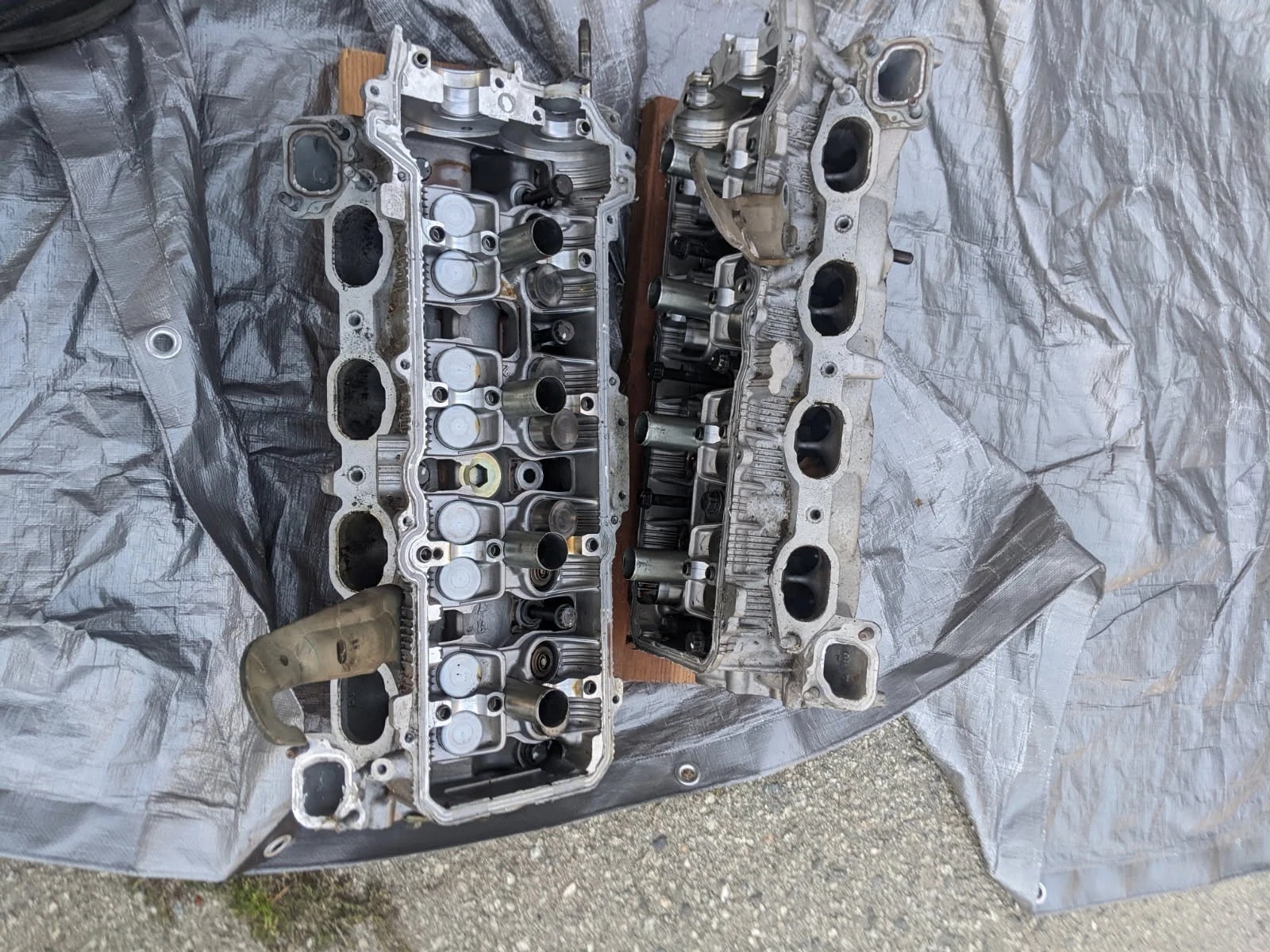 2000-2004 Toyota Tundra 4.7L V8 Engine Cylinder Heads Rebuilt 2000-2004 Toyota Tundra 4.7L V8 Engine Cylinder Heads Rebuilt