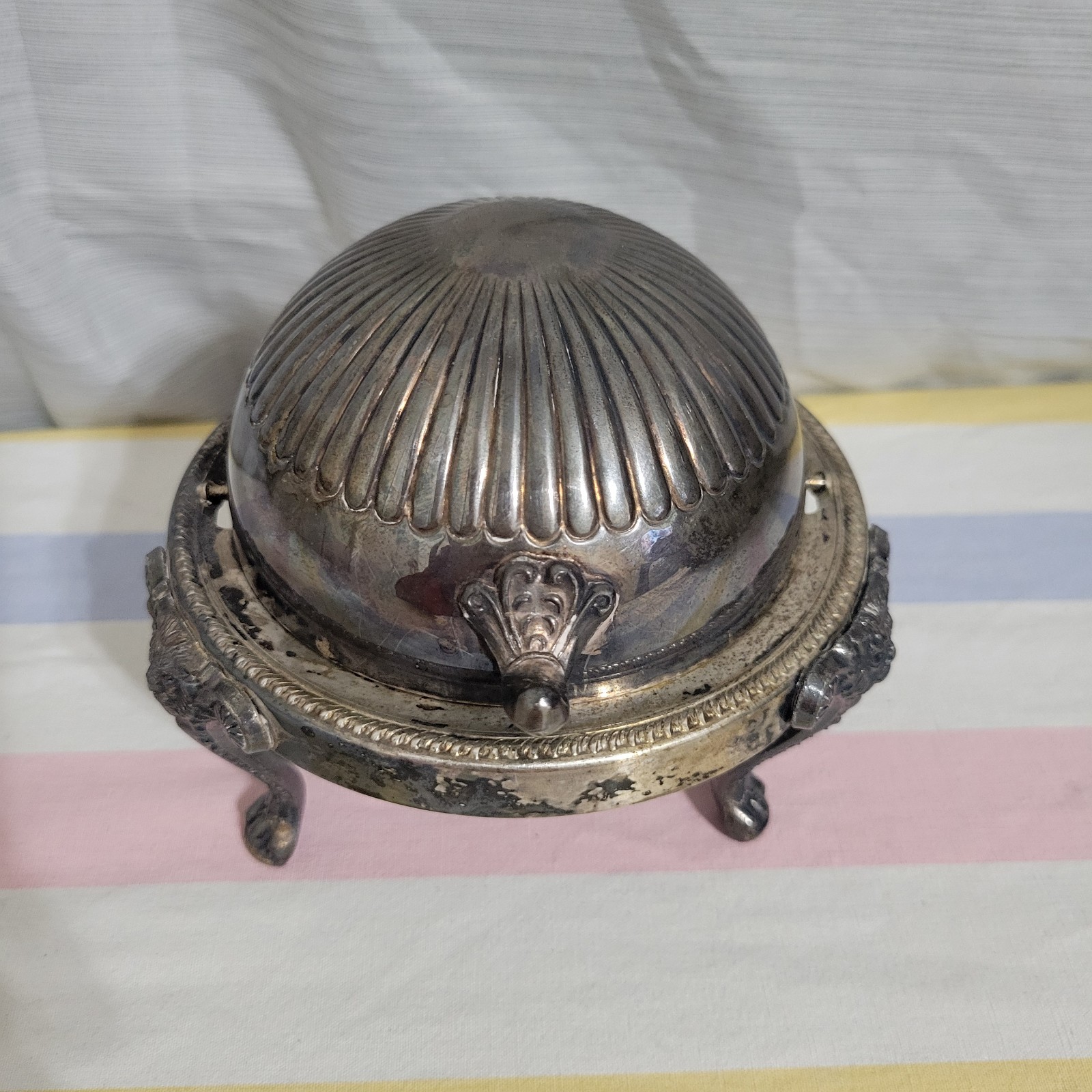 VTG 1883 FB Rogers Silver Co 273 Roll Top Caviar/Butter Dish Server Lion Head