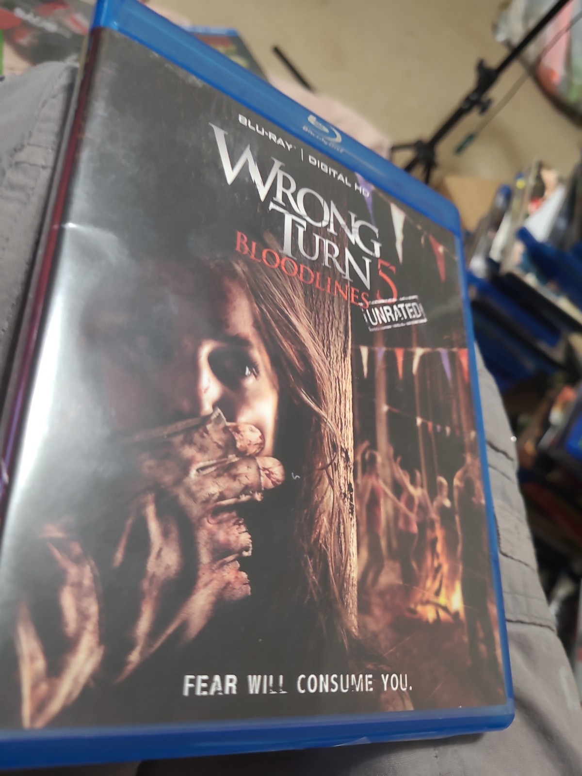 Wrong Turn 5: Bloodlines (Blu-ray, 2012) Wrong Turn 5: Bloodlines (Blu-ray, 2012)