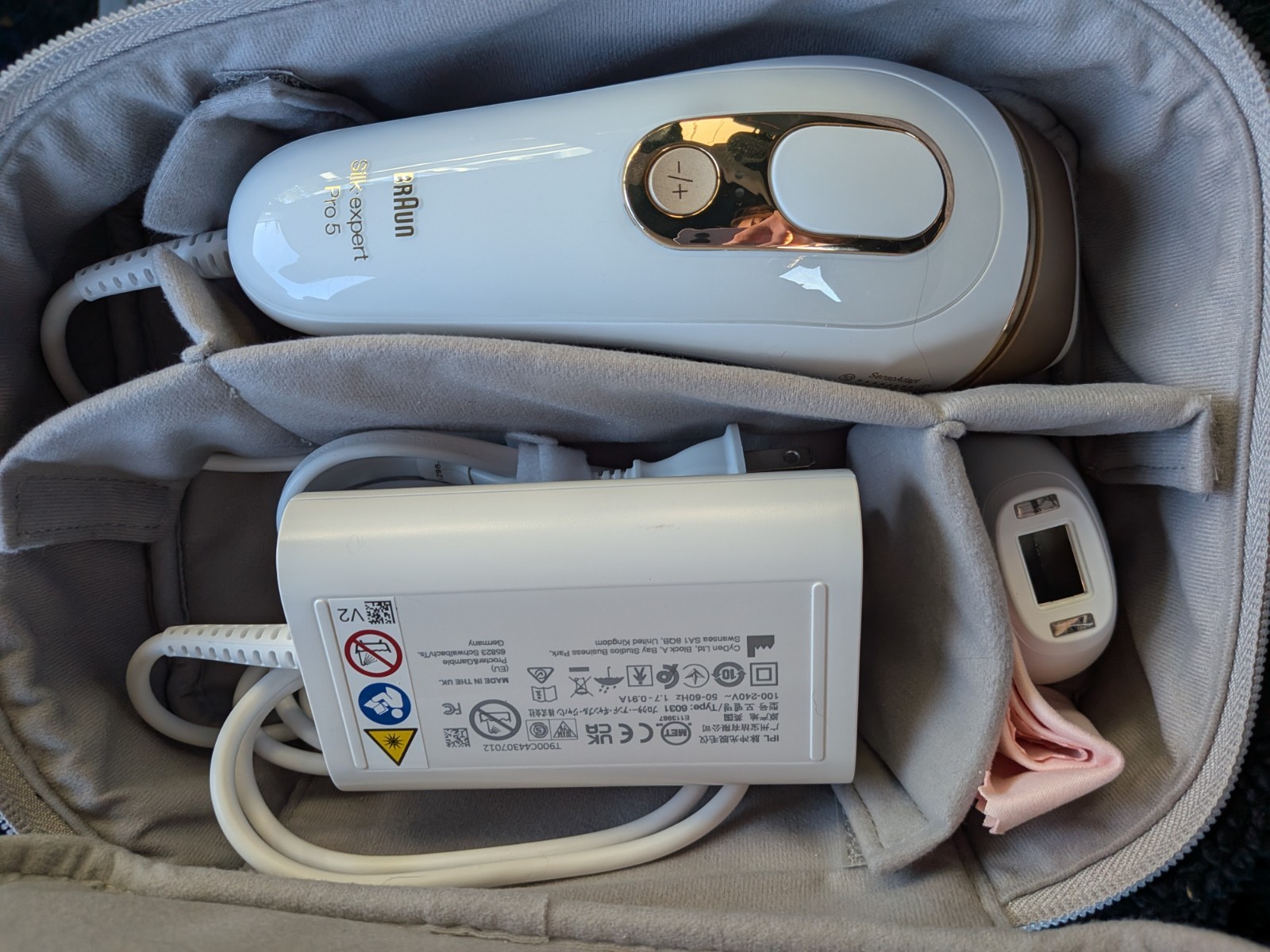 Braun Silk-expert Pro 5 PL5257 IPL Hair Removal System White & gold with case Braun Silk-expert Pro 5 PL5257 IPL Hair Removal System White & gold with case