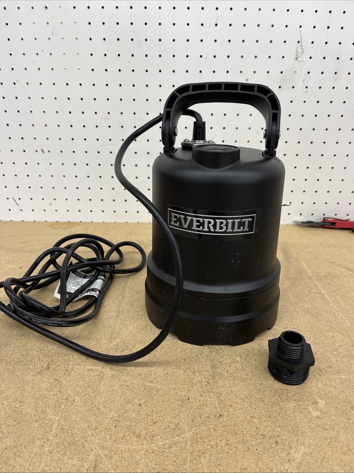 Everbilt 1/3 HP Submersible Aluminum Utility Pump Everbilt 1/3 HP Submersible Aluminum Utility Pump