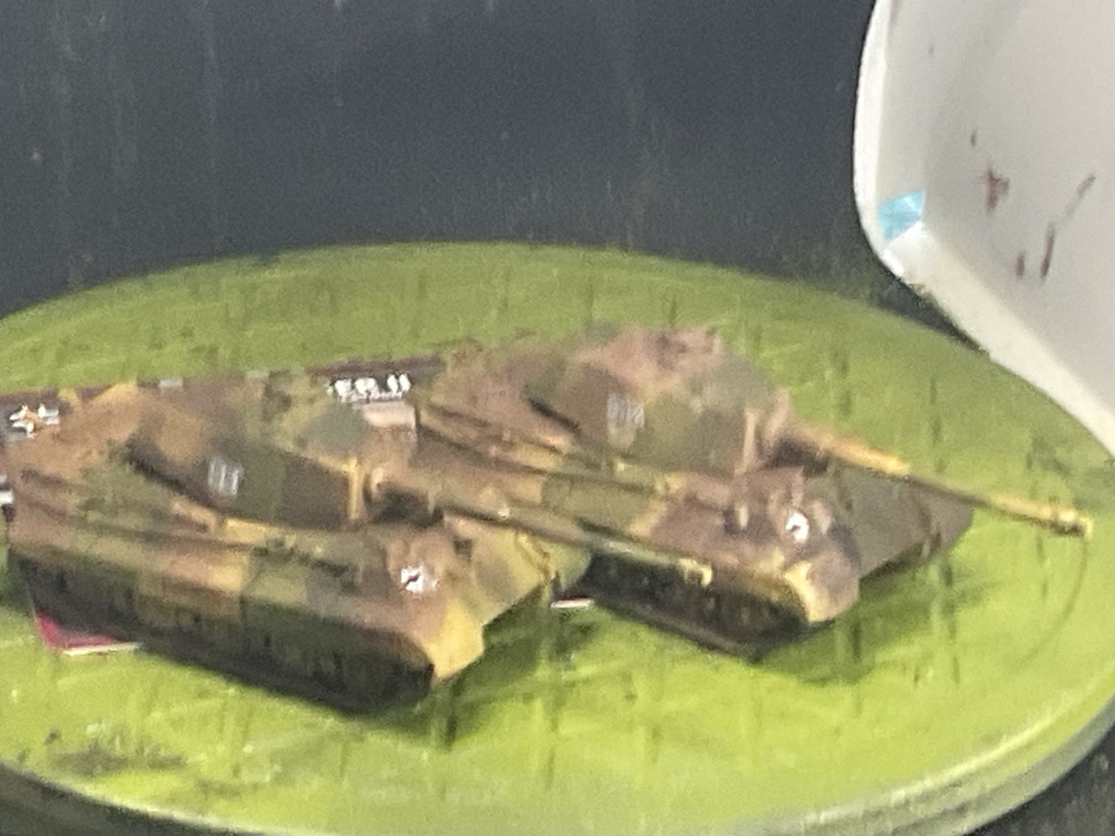 15mm or 1/100  Painted German SS Tiger II Tank Plt. 2x Tanks with Card. Resin