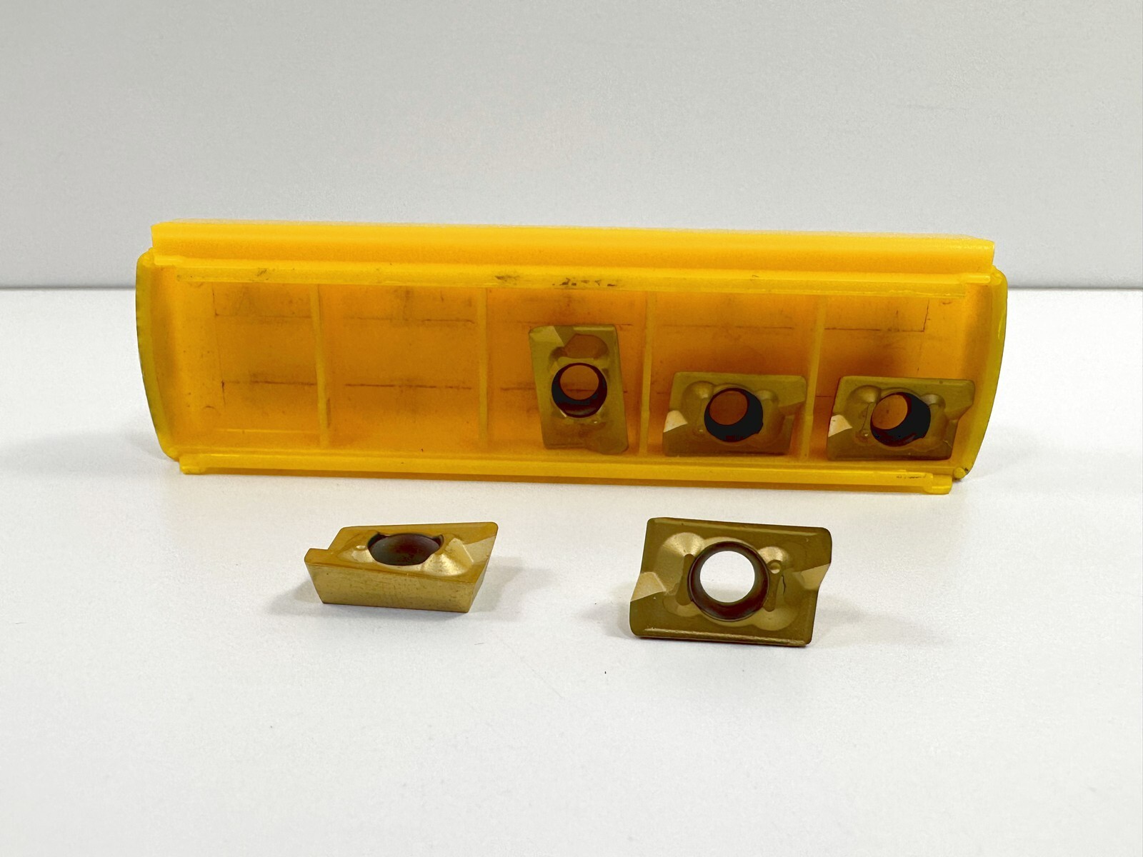 KENNAMETAL ADKT1545PDERGB New Carbide Inserts 1156247 Grade KC725M 5pcs