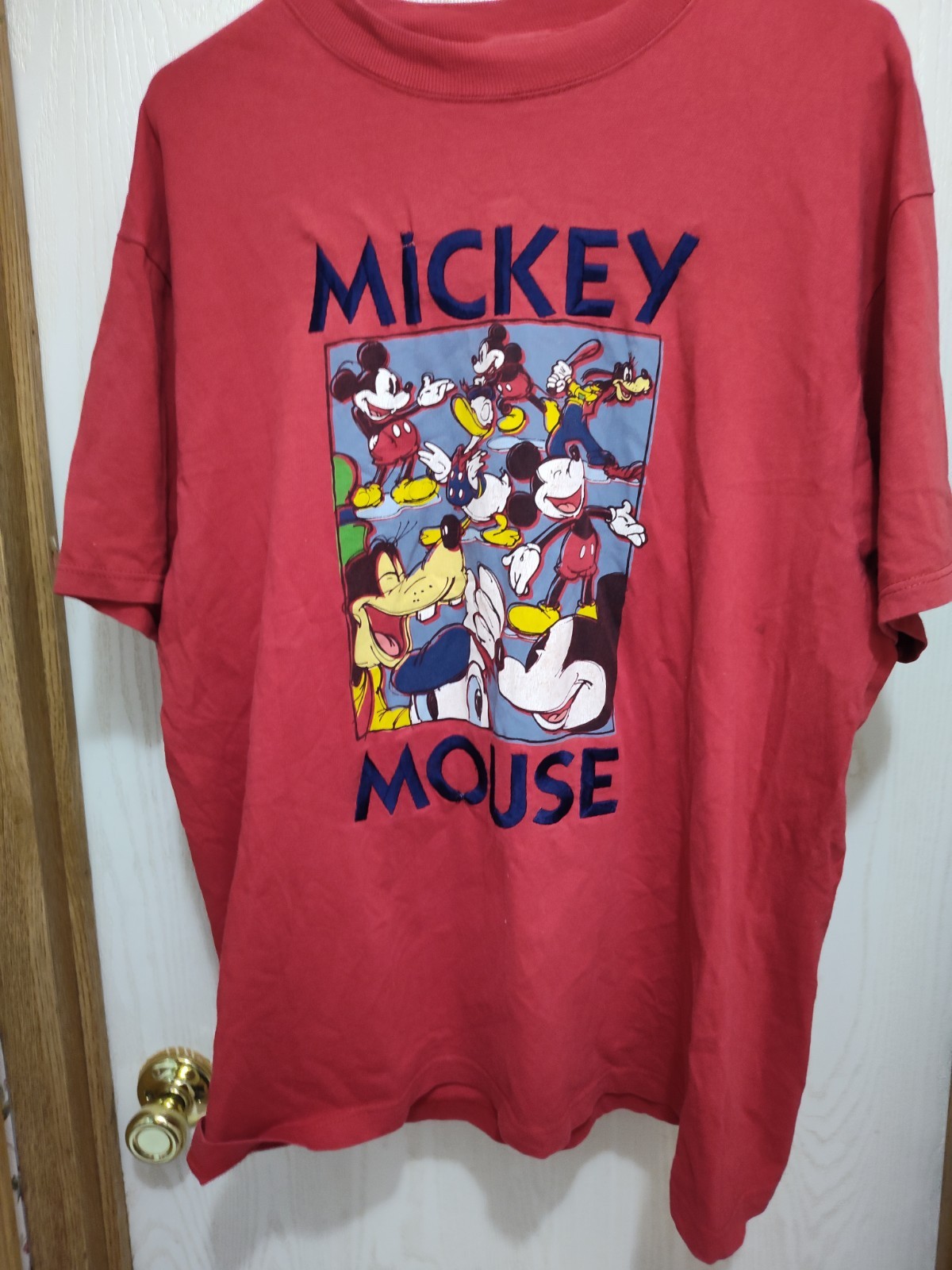 Vintage 90s Disney Store Mickey Mouse T Shirt Large Made in USA Embroidered