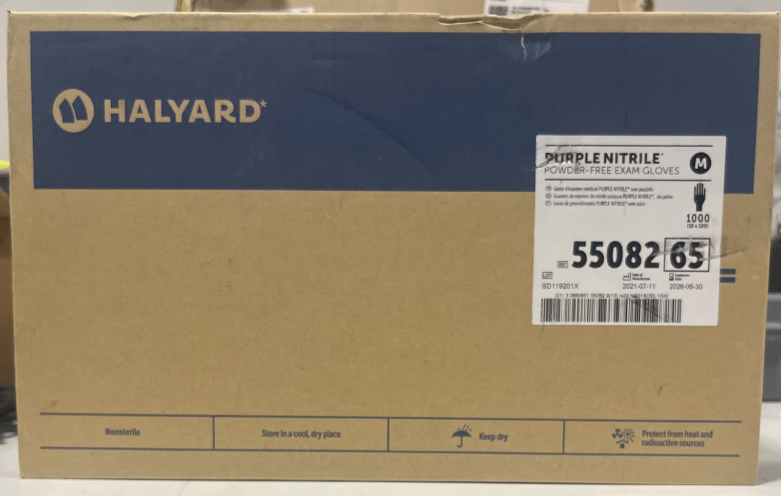 Case of 1000 - HALYARD Purple Nitrile Medium Gloves, Powder-Free 55082, Exp 6/26
