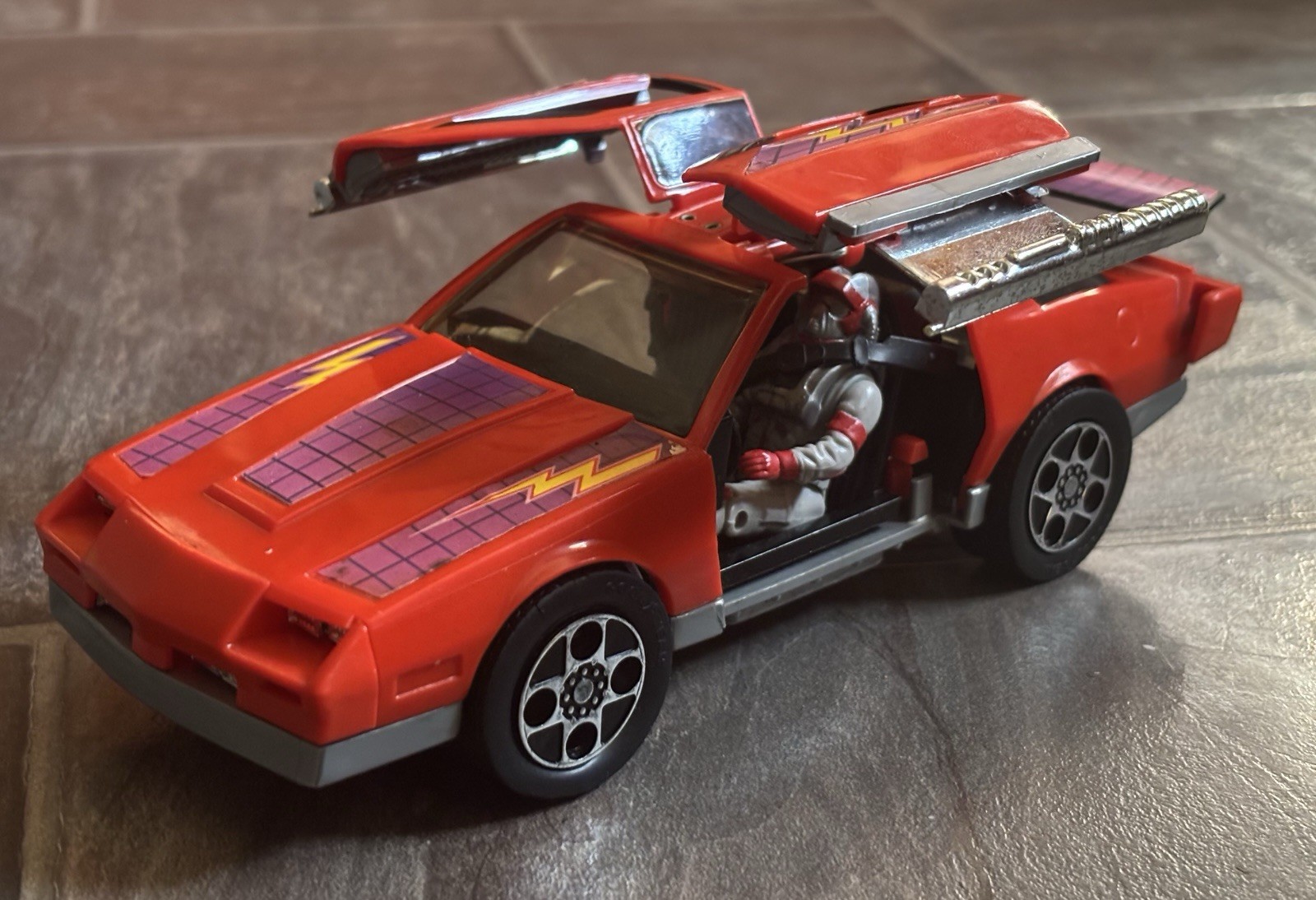 Vintage 1985 Kenner M.A.S.K. MASK Thunderhawk Car With Driver Matt Trakker WORKS Vintage 1985 Kenner M.A.S.K. MASK Thunderhawk Car With Driver Matt Trakker WORKS
