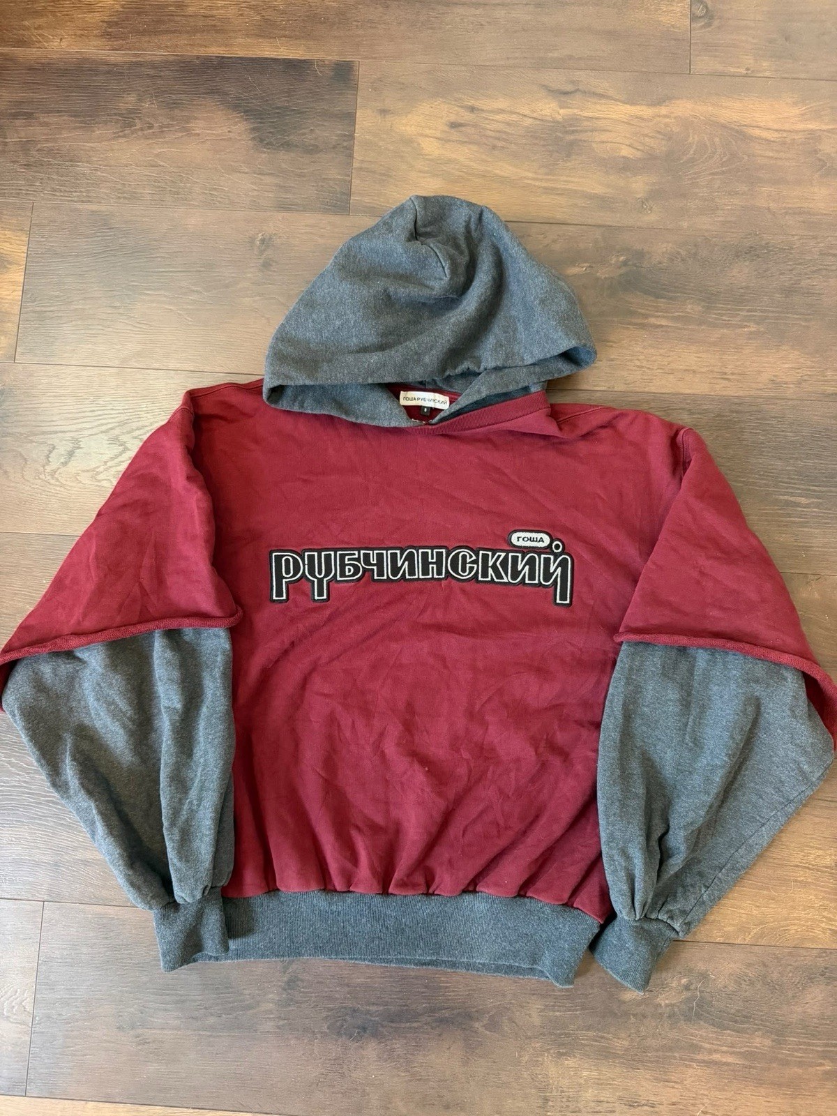Gosha Rubchinskiy Hoodie Men’s Small Red Grey Cyrillic Logo Russian Streetwear Gosha Rubchinskiy Hoodie Men’s Small Red Grey Cyrillic Logo Russian Streetwear