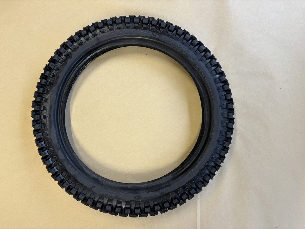 BRITISH MOTORCYCLE TYRE 3.50 X 19 REAR FIT FOR BSA, NORTON, TRIUMPH HARLEY ETC BRITISH MOTORCYCLE TYRE 3.50 X 19 REAR FIT FOR BSA, NORTON, TRIUMPH HARLEY ETC