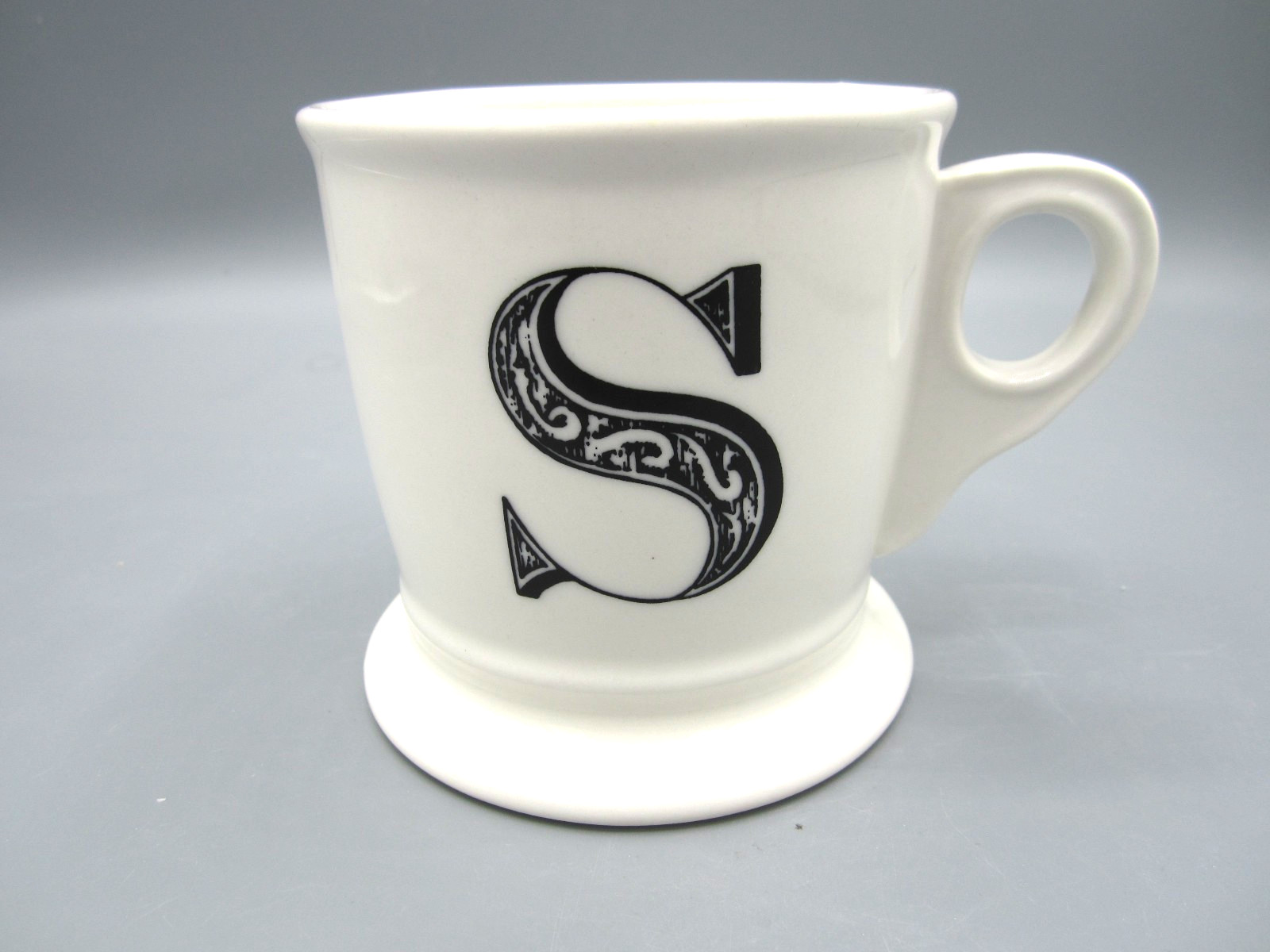Anthropolgie Monogramm Letter \ Anthropolgie Monogramm Letter \