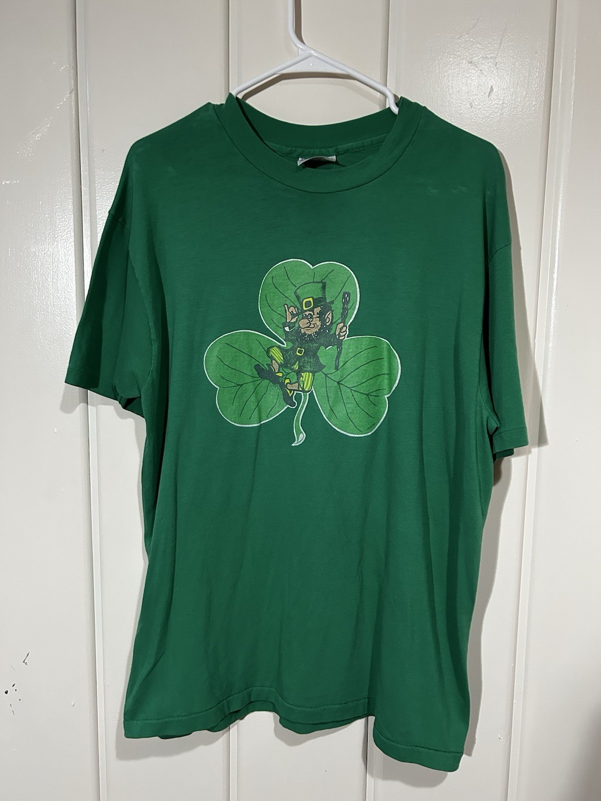 Vintage 80s Hanes St Patricks Day Leprechaun Shamrock T Shirt XL USA