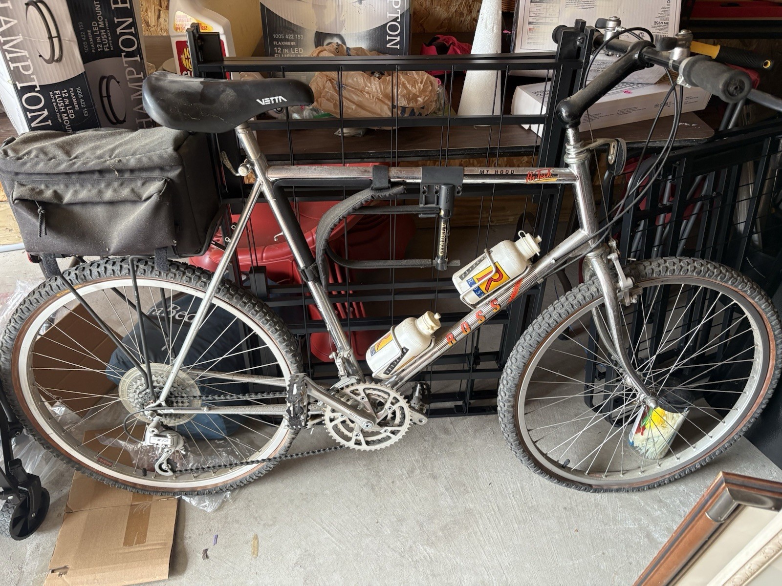 Ross Vintage Mt Hood. HiTech Bicycle Ross Vintage Mt Hood. HiTech Bicycle