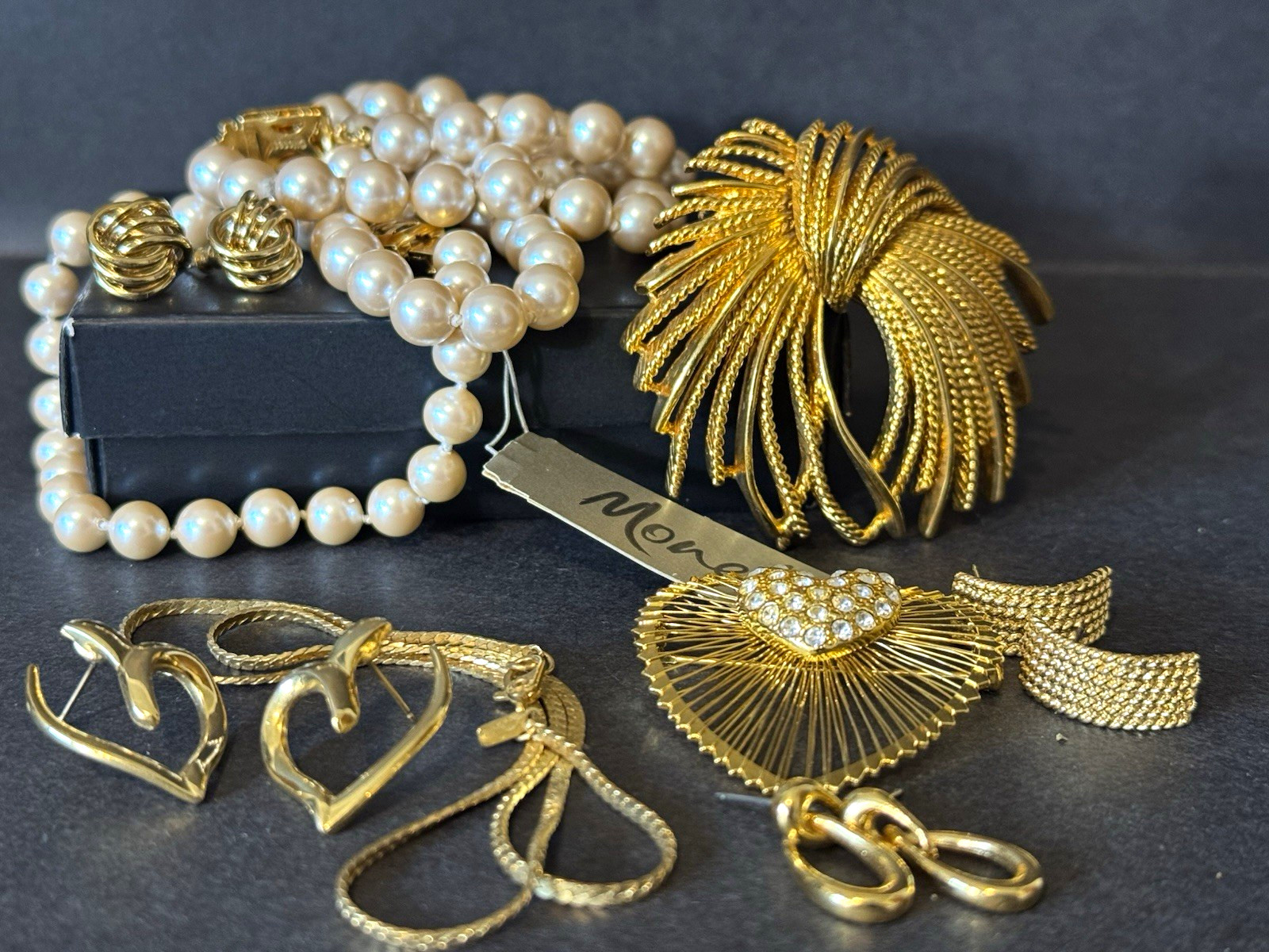 Vintage Monet Gold Tone  Lot 9pc Signed  Pearl Necklace Bracelet Brooch Earring 