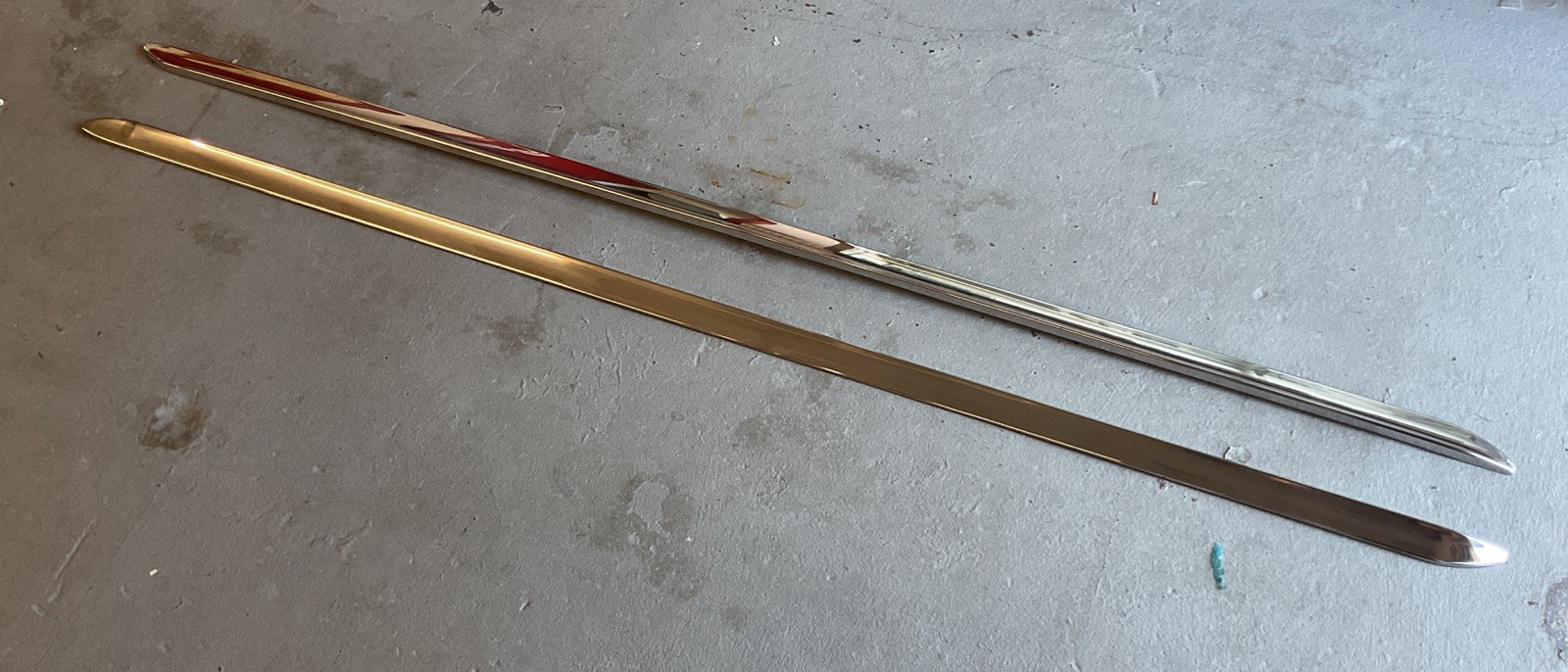 1953-1954 Chevy Rocker Molding Left & Right Side Pair  LT73B