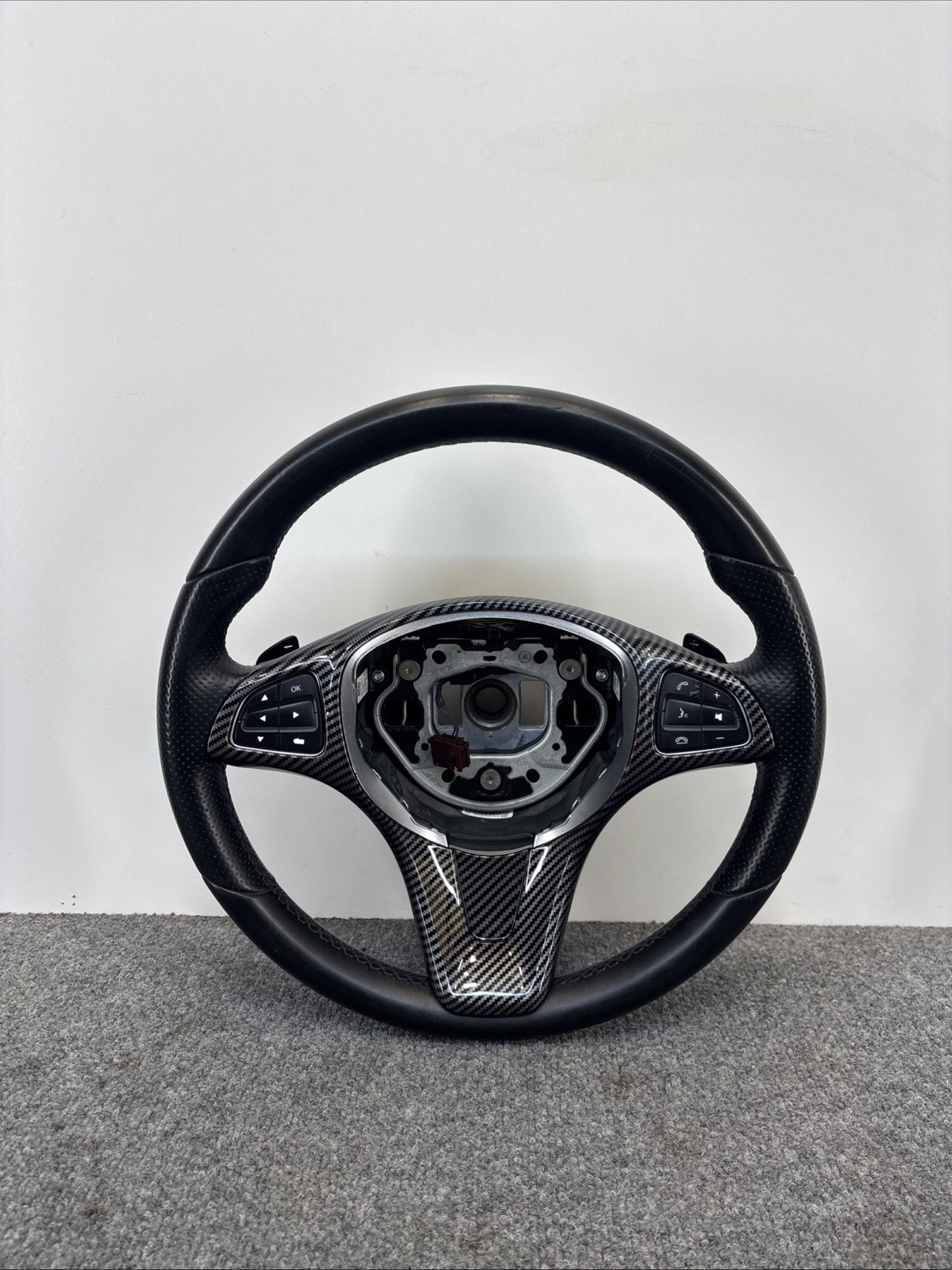 2014-2019 MERCEDES CLA250 Black Steering Wheel - OEM 2014-2019 MERCEDES CLA250 Black Steering Wheel - OEM