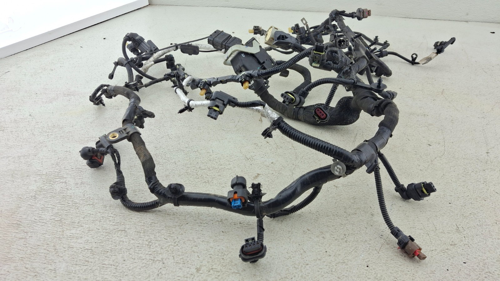 2023 - 2025 JEEP Compass ENGINE WIRE Harness OEM damaged 2023 - 2025 JEEP Compass ENGINE WIRE Harness OEM damaged