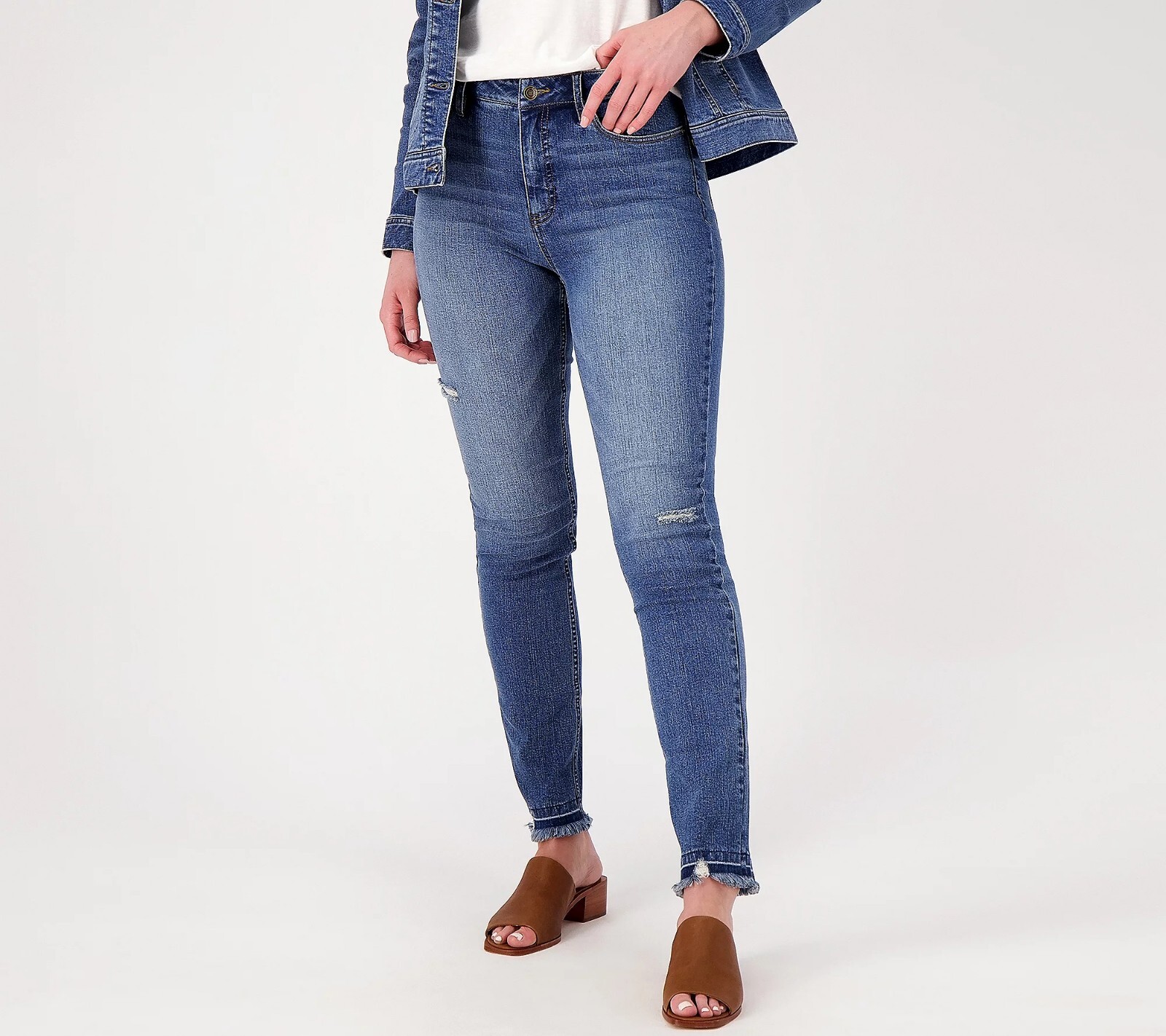 Candace Cameron Bure Petite Straight Leg Release Hem Jean - Size 18WP a601125 Candace Cameron Bure Petite Straight Leg Release Hem Jean - Size 18WP a601125