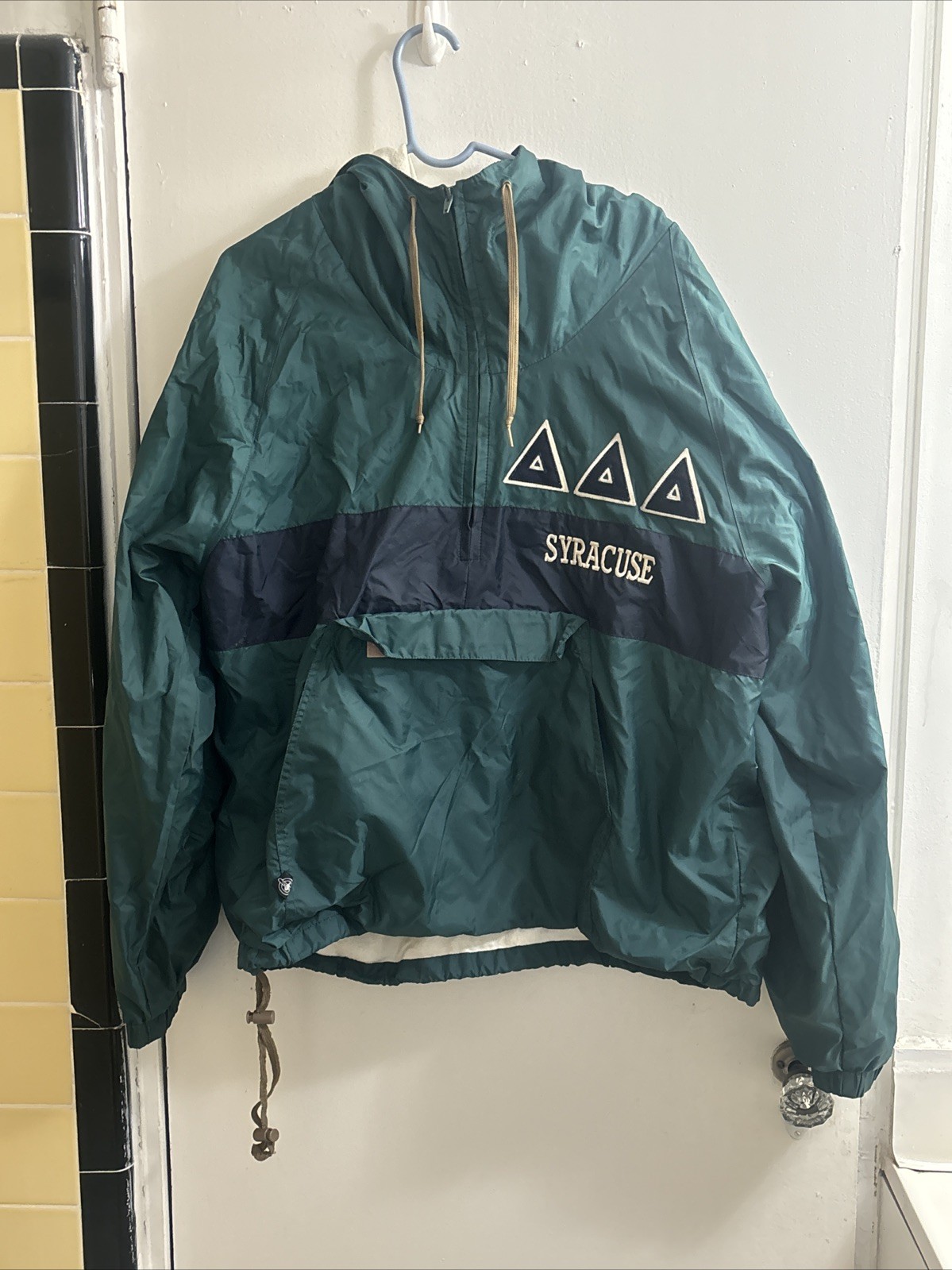 Vtg Delta Delta Delta (Tri-Delta) Syracuse, Green Pullover Windbreaker XL