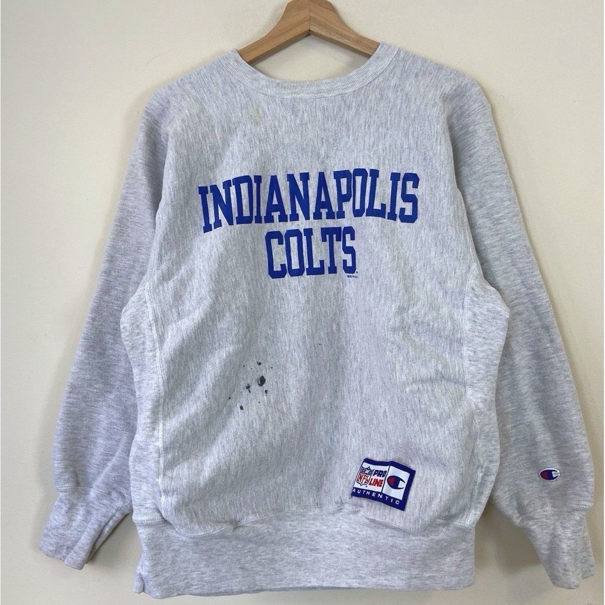 Vintage 90\'s Champion Reverse Weave Indianapolis Colts NFL Grey Sweatshirt Vintage 90\'s Champion Reverse Weave Indianapolis Colts NFL Grey Sweatshirt