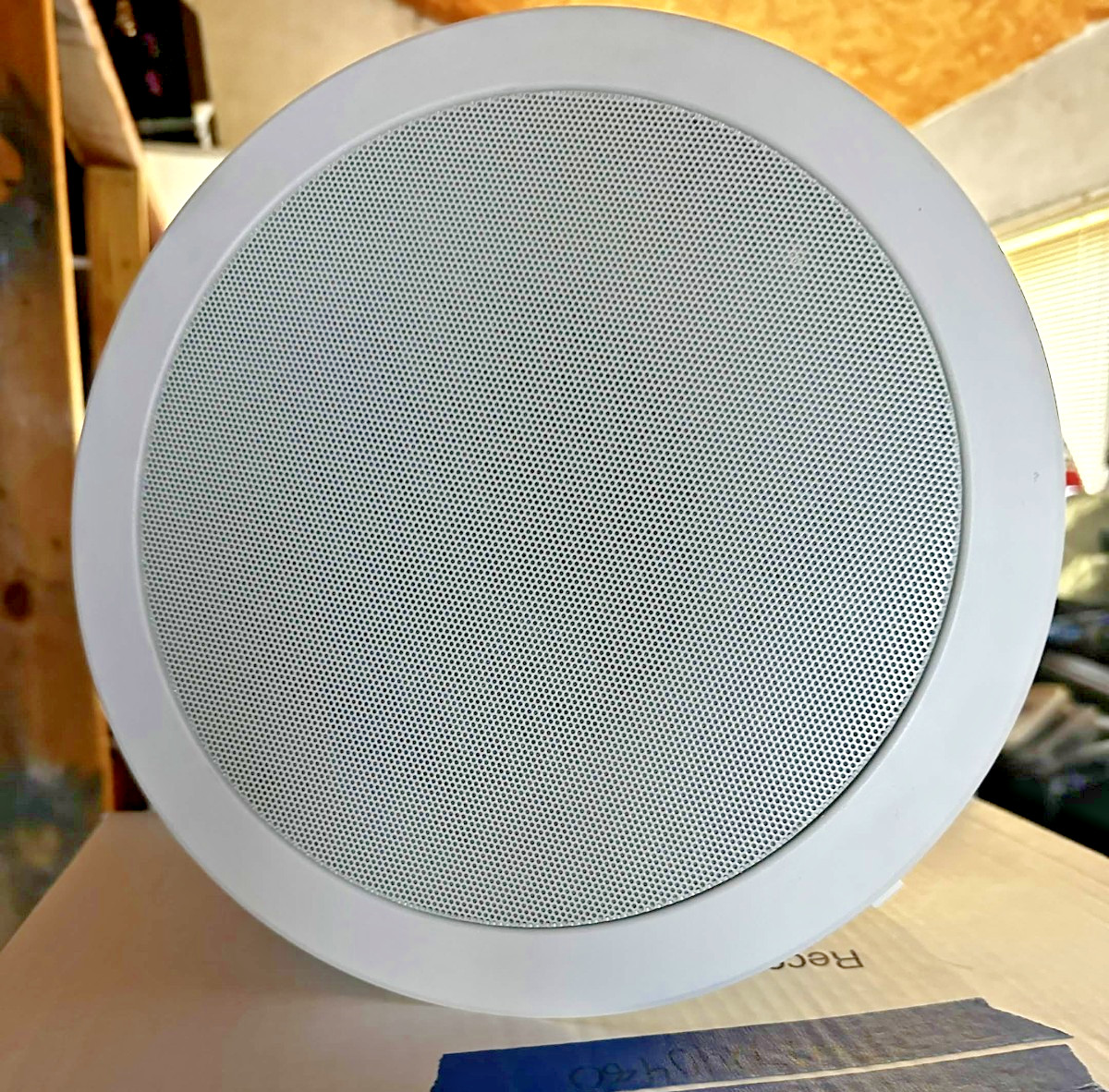 Klipsch IC-525-T In Ceiling Loudspeaker 8ohm/70/100 Volt - White (4 available) Klipsch IC-525-T In Ceiling Loudspeaker 8ohm/70/100 Volt - White (4 available)