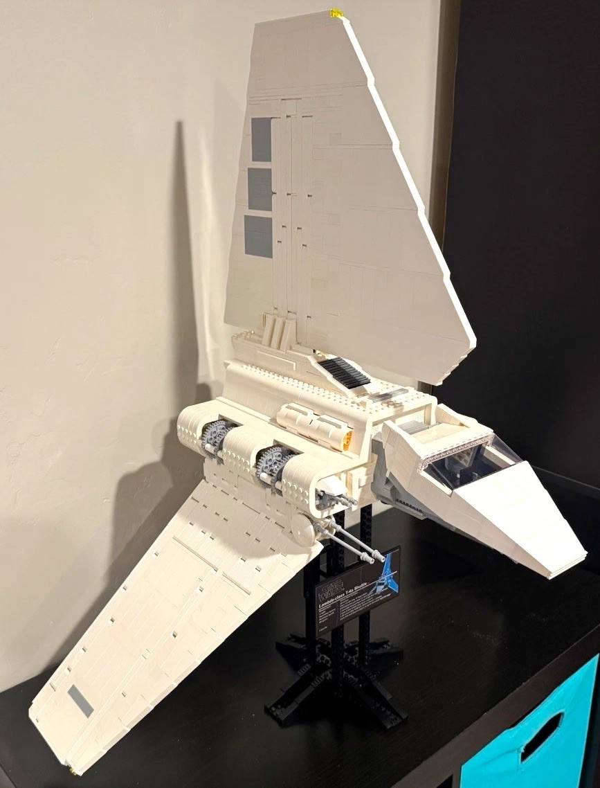 LEGO Star Wars UCS 10212 Imperial Shuttle Set 2053 pcs no minifigs or manuals