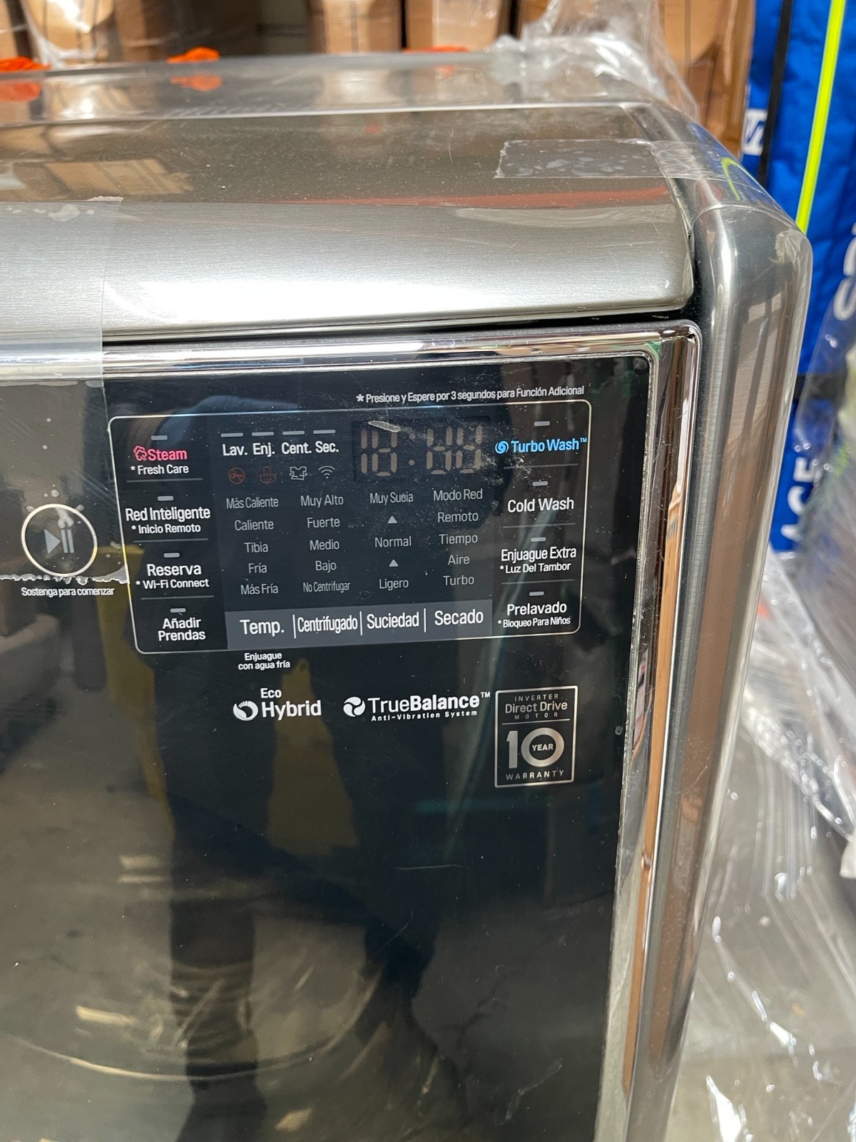 LG washer and dryer combo. LG washer and dryer combo.