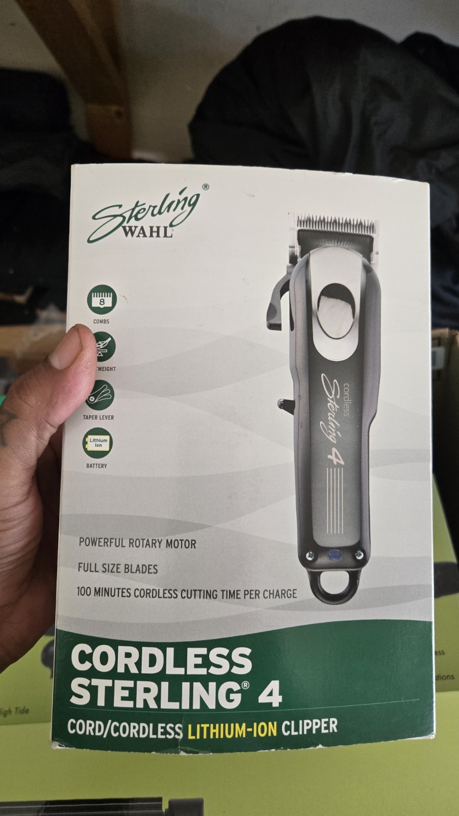 Wahl Sterling 4 Cord/Cordless Lithium-Ion Clipper Wahl Sterling 4 Cord/Cordless Lithium-Ion Clipper