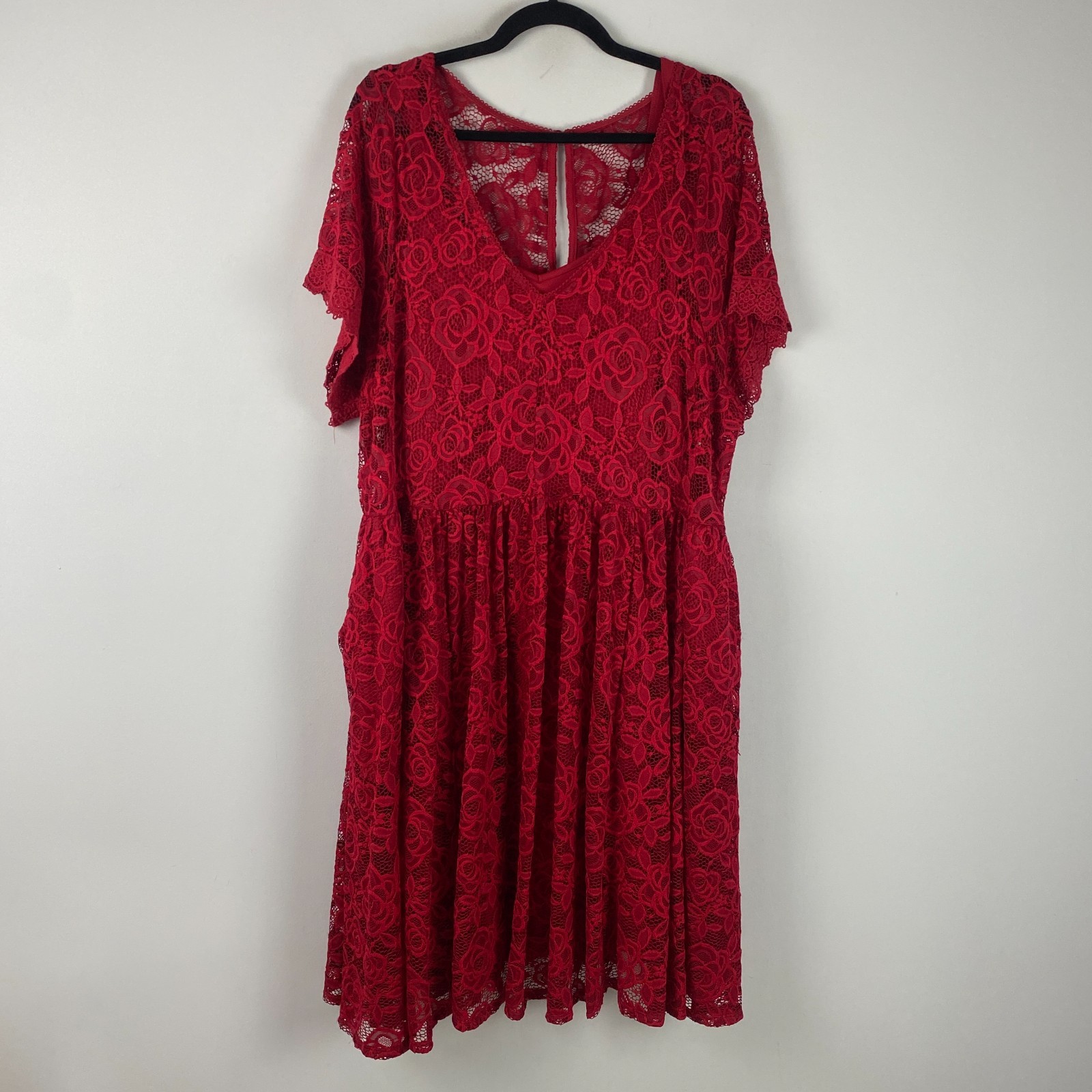 Torrid Mini Lace Skater Dress Size 3X Red Floral Short Sleeve V Neck Lined
