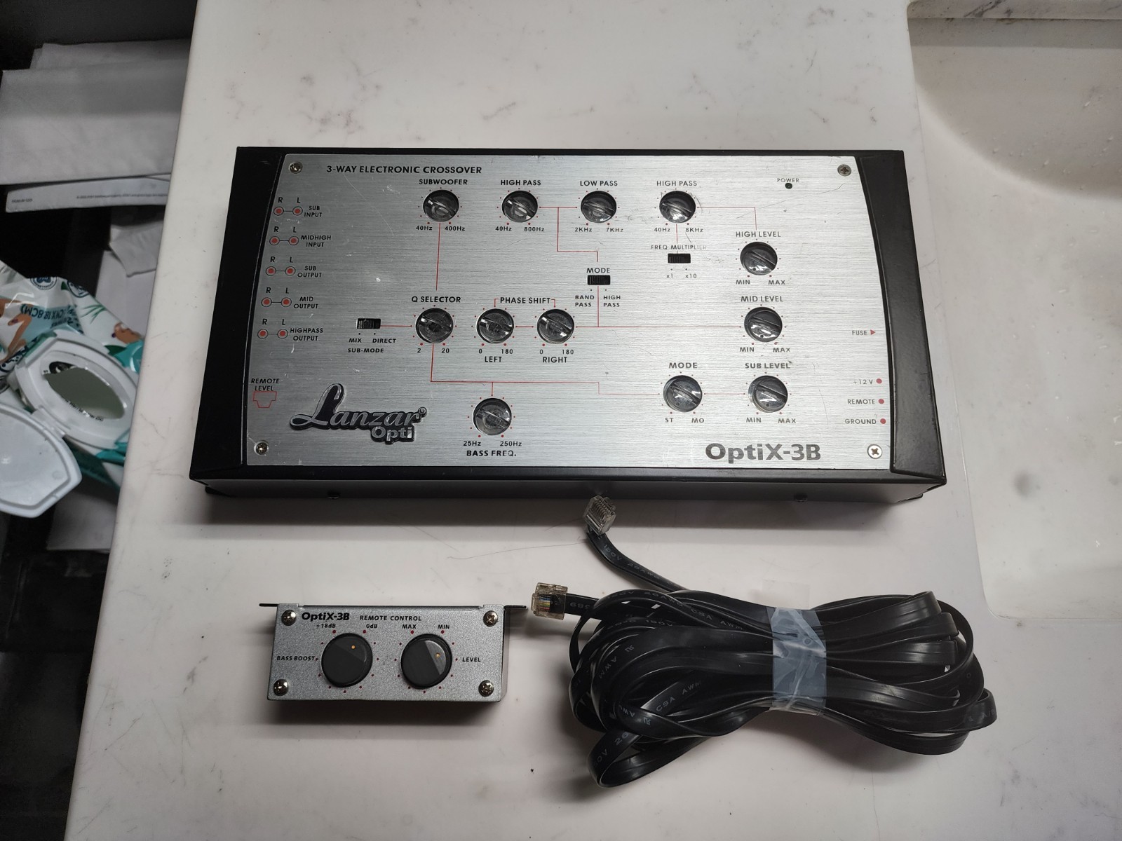 Lanzar OptiX -3b old school electronic crossover Lanzar OptiX -3b old school electronic crossover