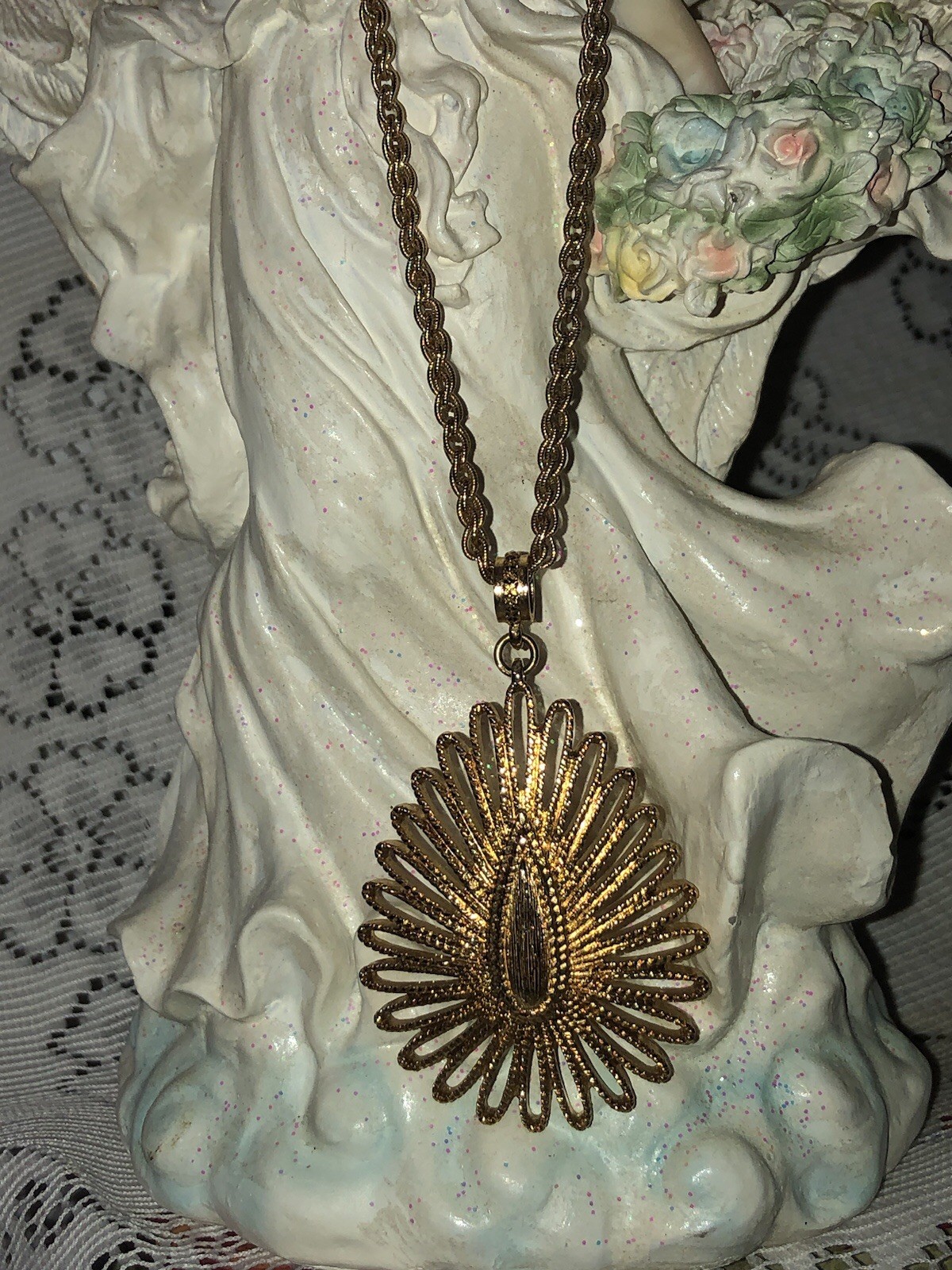 Monet Gold‑Tone Sunburst Pendant Necklace 20”Chain-Pure Mid‑Century Shine VTG Monet Gold‑Tone Sunburst Pendant Necklace 20”Chain-Pure Mid‑Century Shine VTG