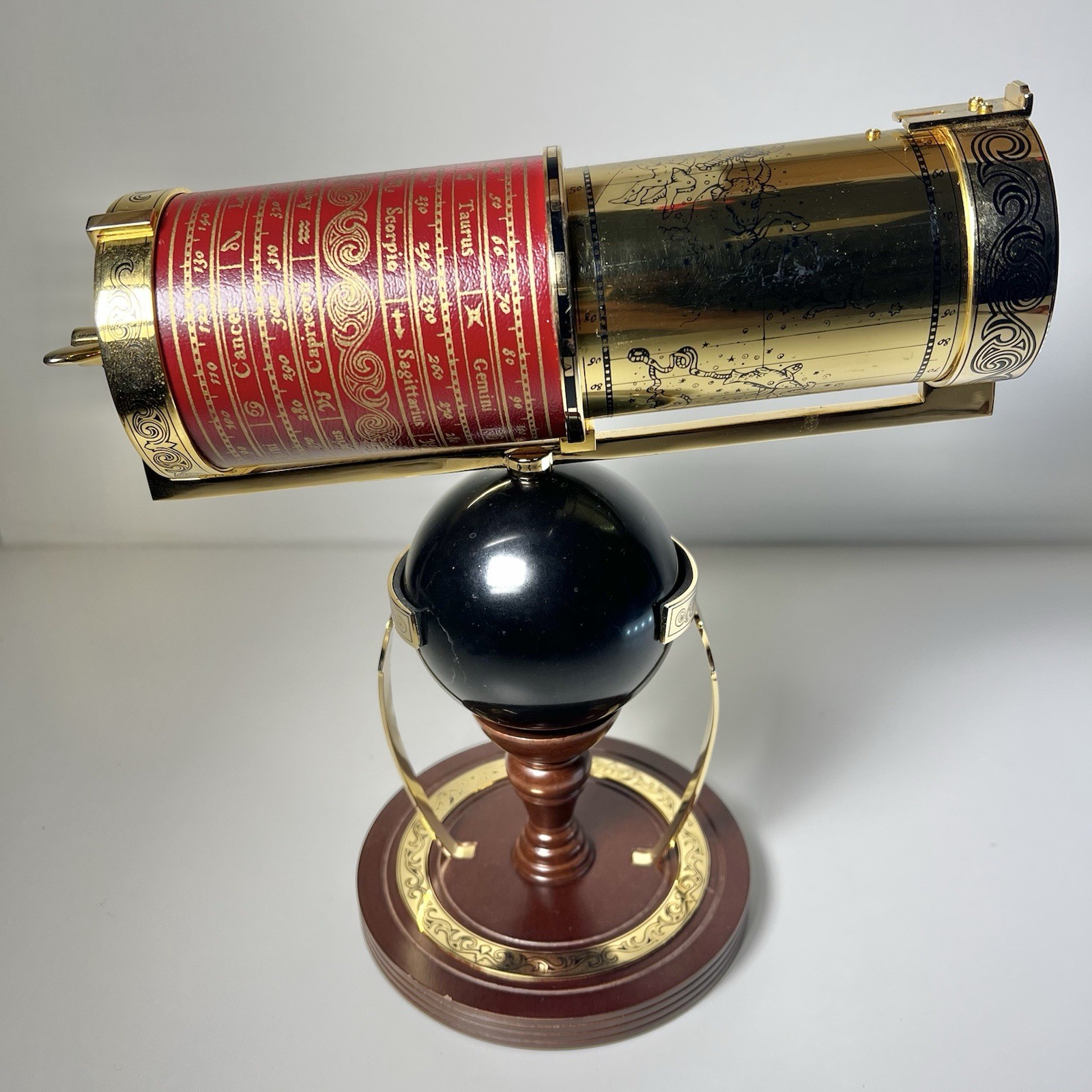 Franklin Mint Sir Isaac Newton Reflecting Telescope Royal Society Replica Franklin Mint Sir Isaac Newton Reflecting Telescope Royal Society Replica