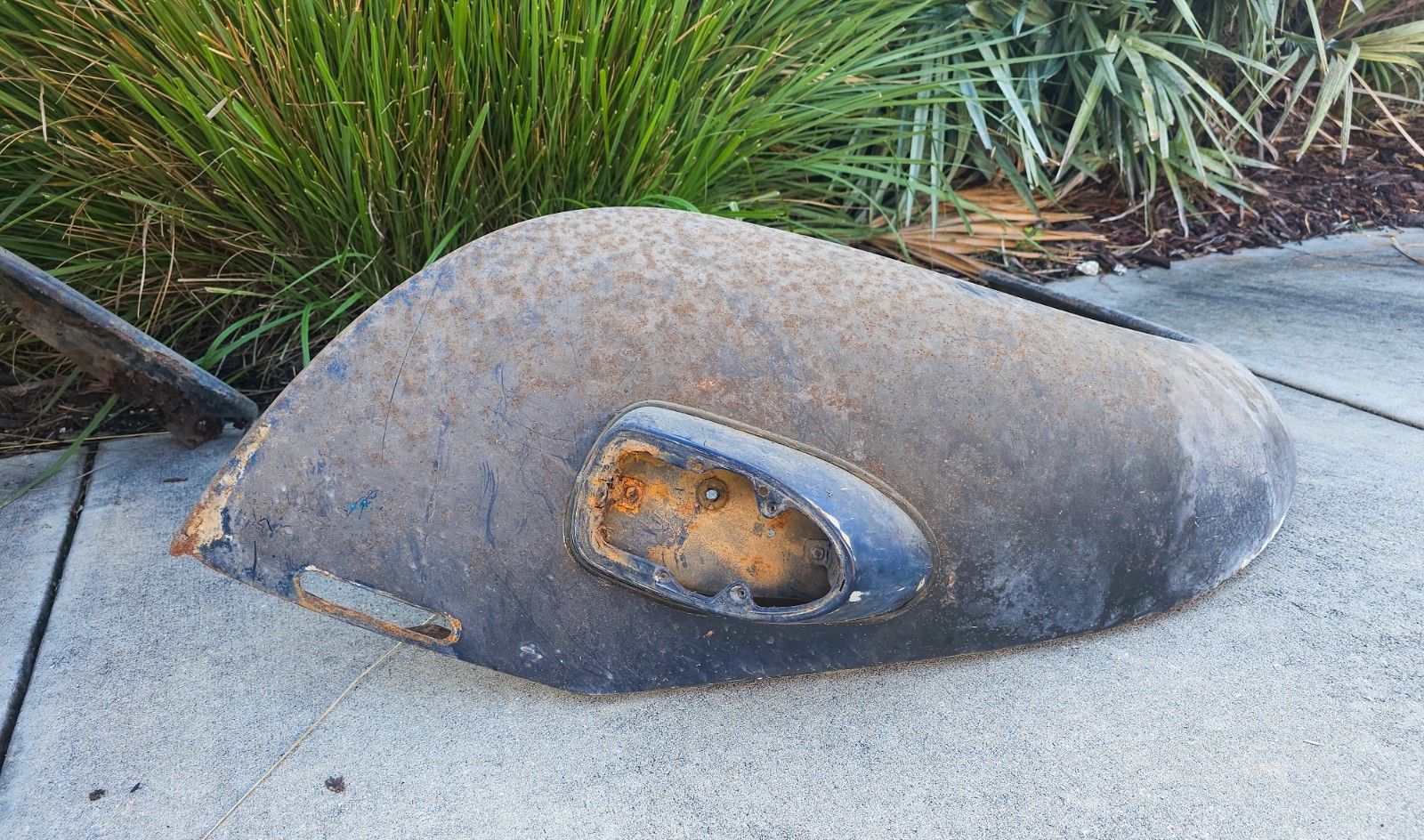 1968-1973 Volkswagen Bug Left Rear Fender W/Light OEM Vintage AS IS READ DESCRIP