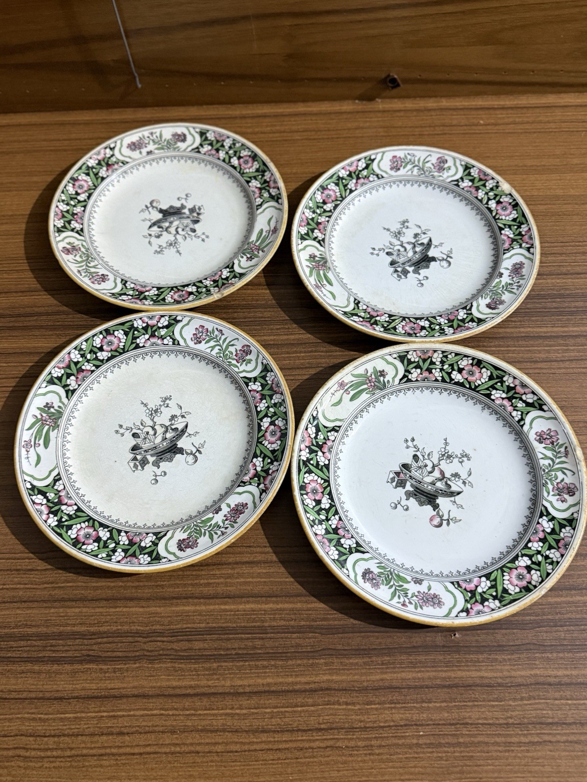 Antique Minton Chinese Blossom C1583 Plates Set of 4 9.5 Inch Chipped As Is